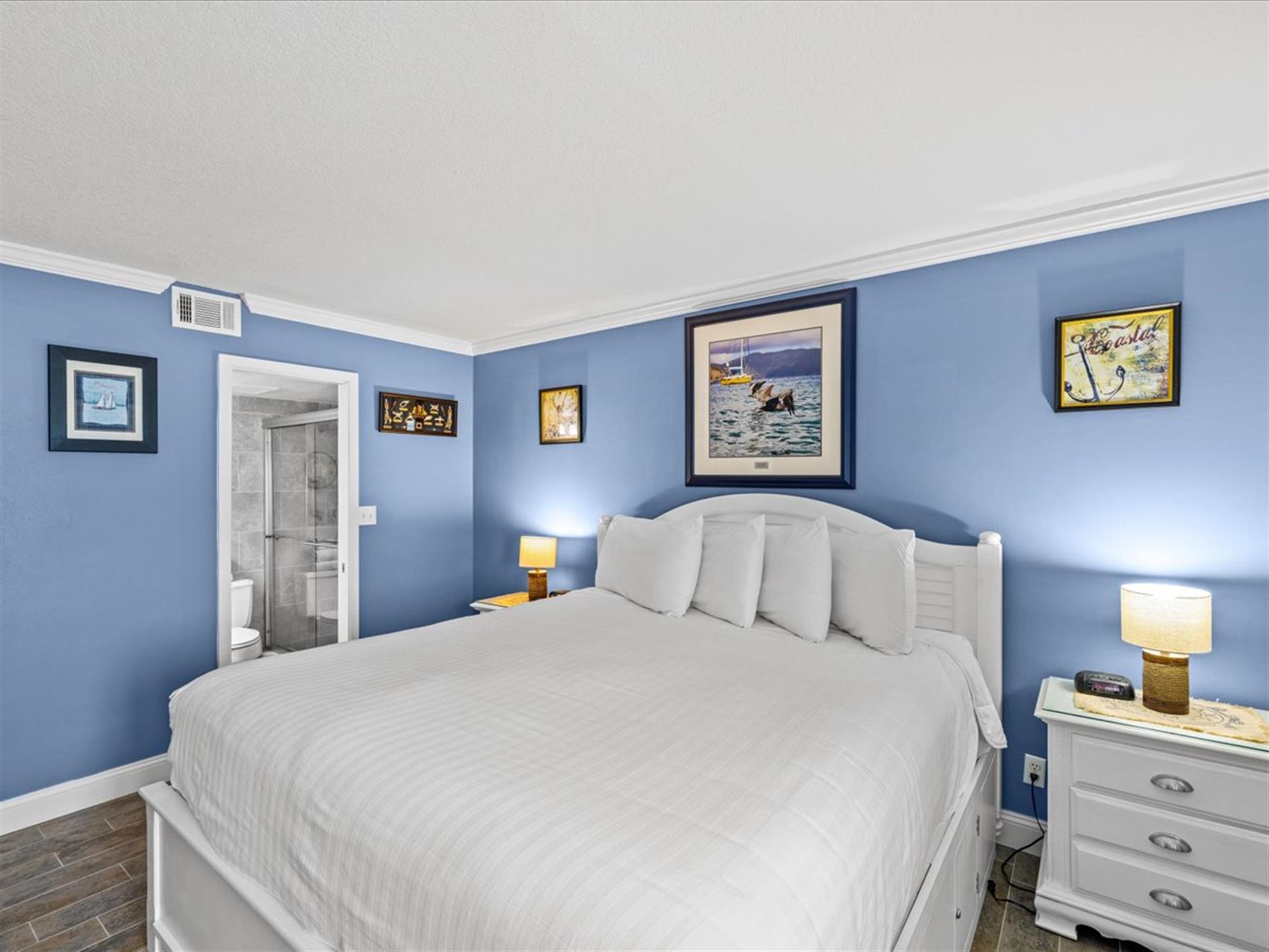 HSRC 504 Master Bedroom With King Bed