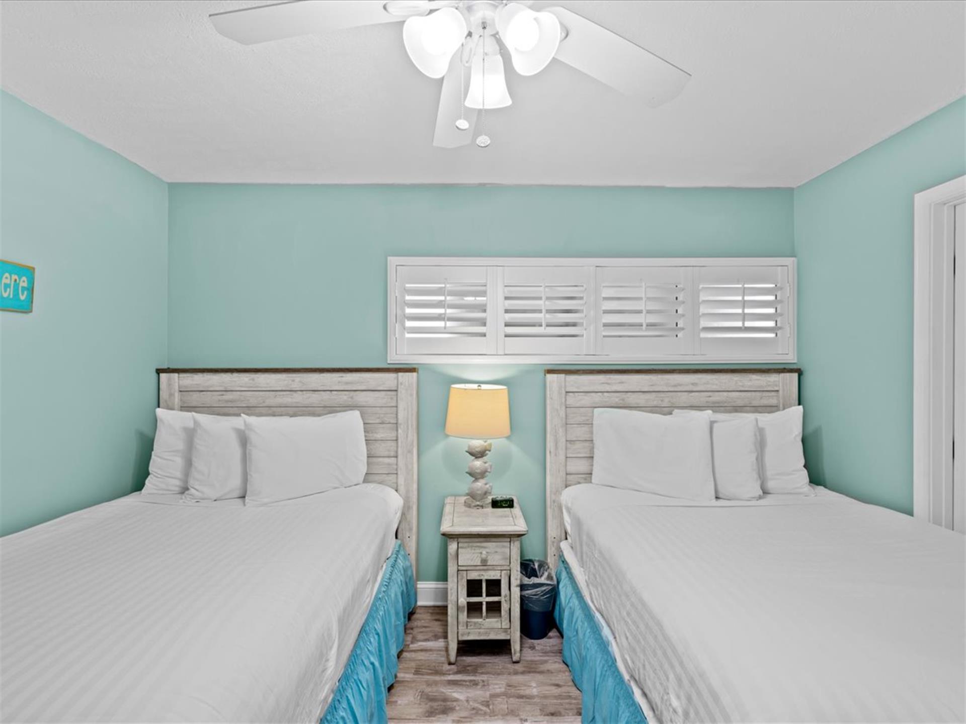 HSRC 617 Second Bedroom With Full Beds