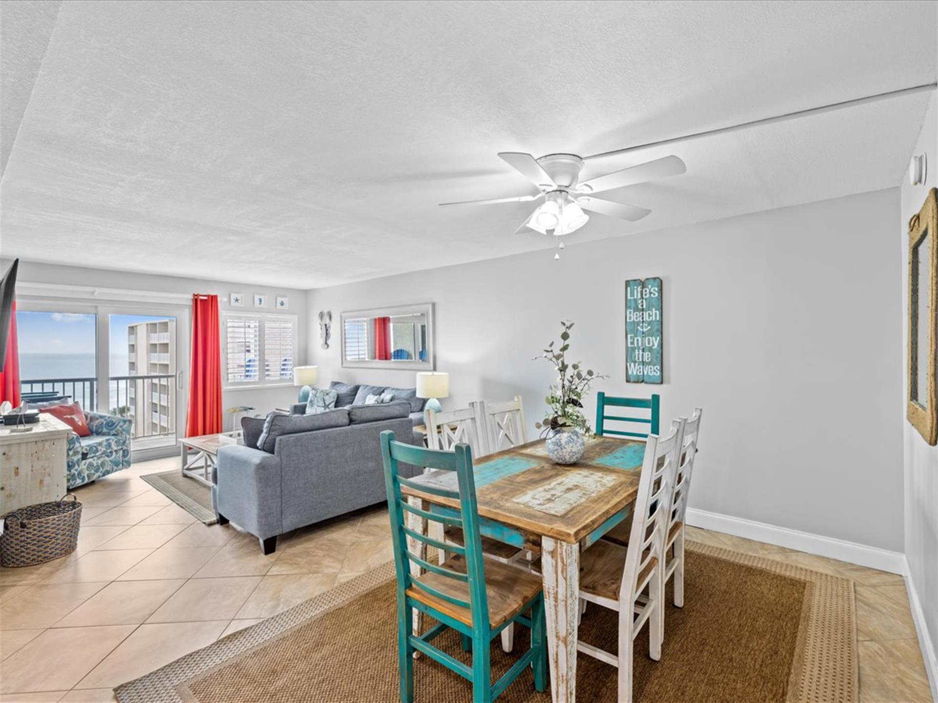 HSRC 617 DiningLiving Areas With Gulf View