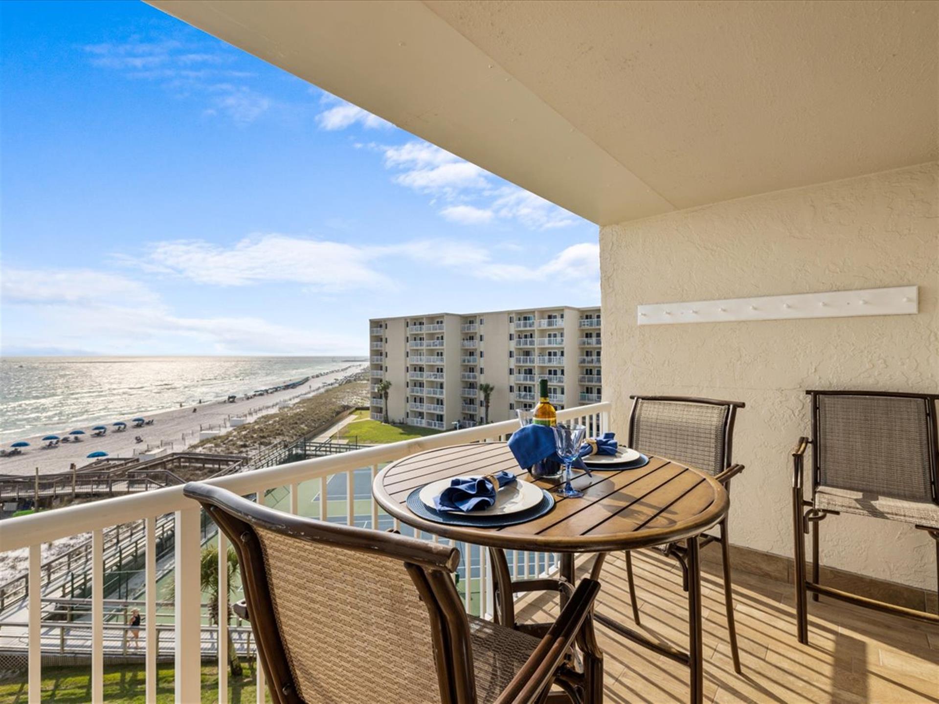 HSRC 522 Private Balcony