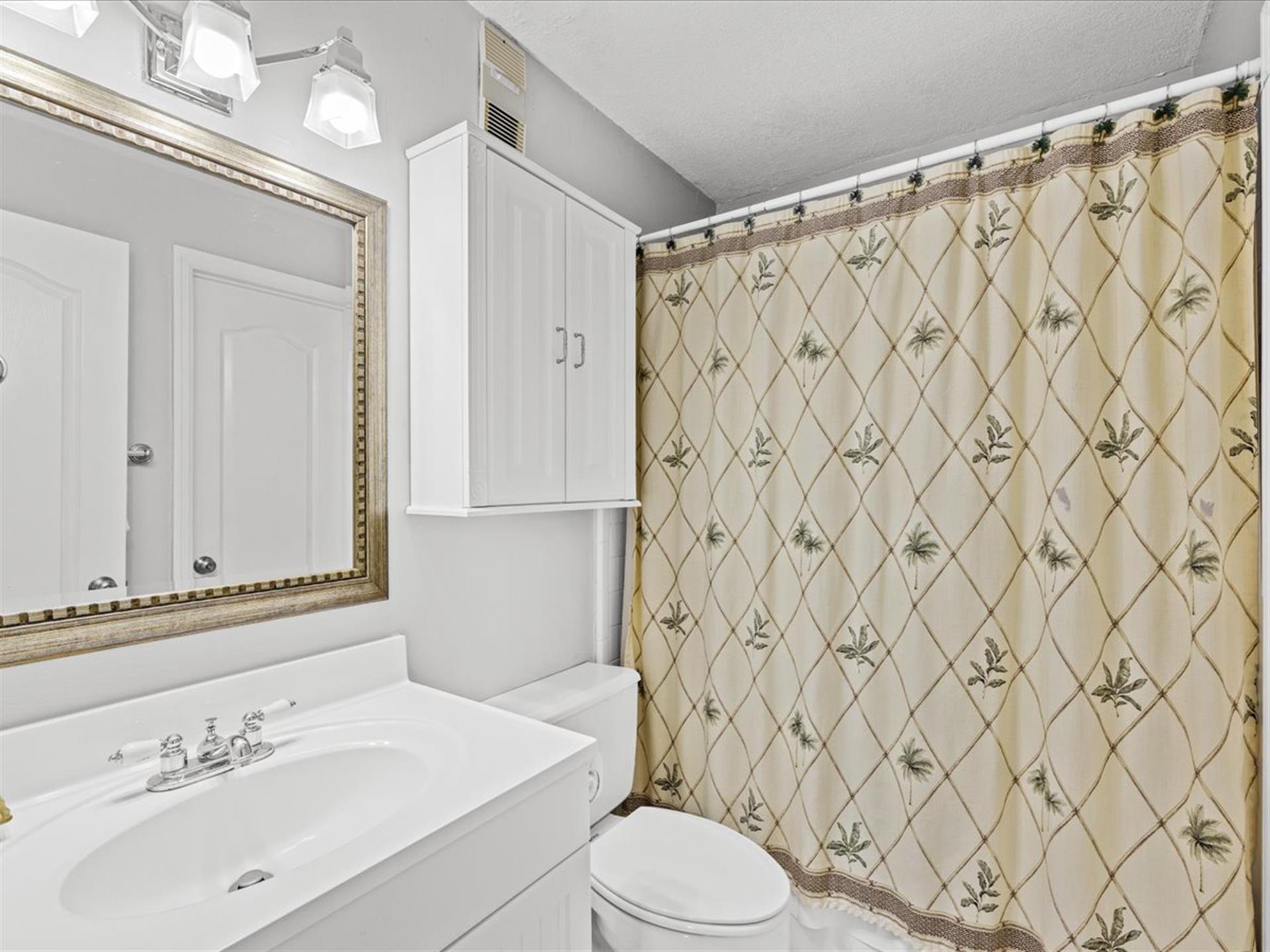 HSRC 308 Second Bathroom