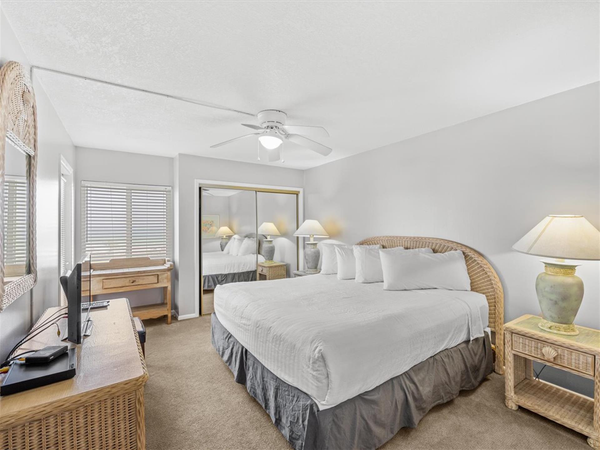 HSRC 308 Master Bedroom With King Bed