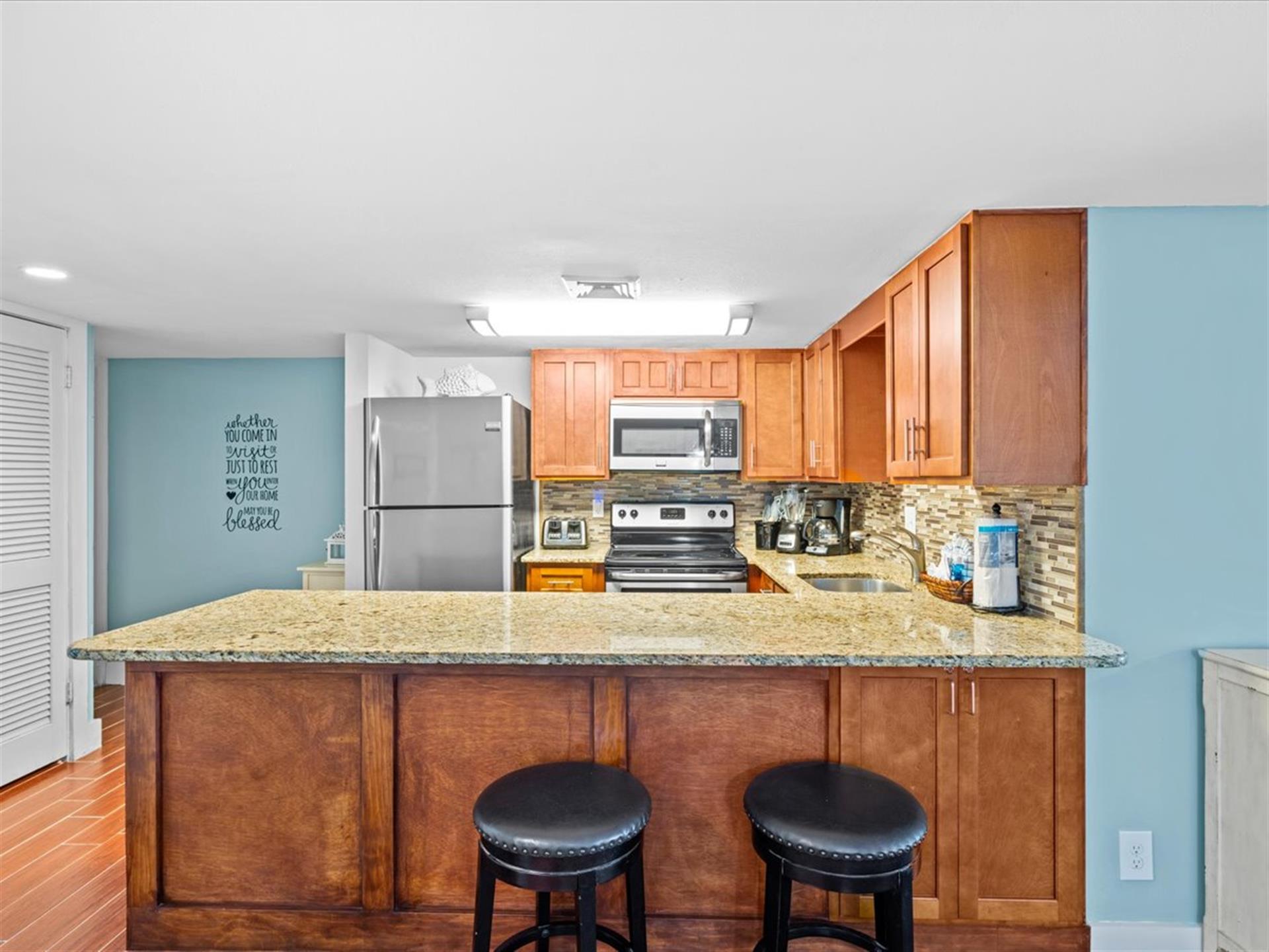 HSRC 510 Kitchen Breakfast Bar