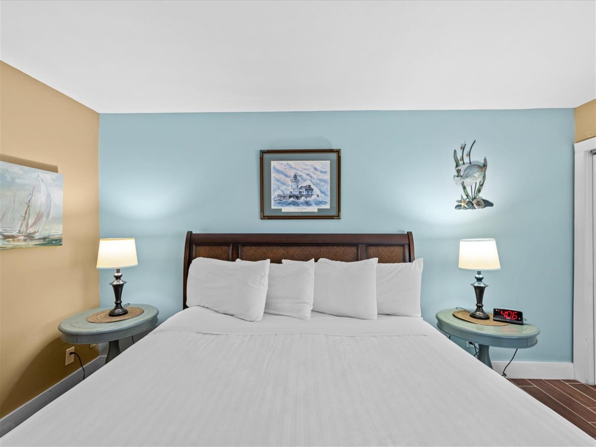 HSRC 510 Master Bedroom With King Bed