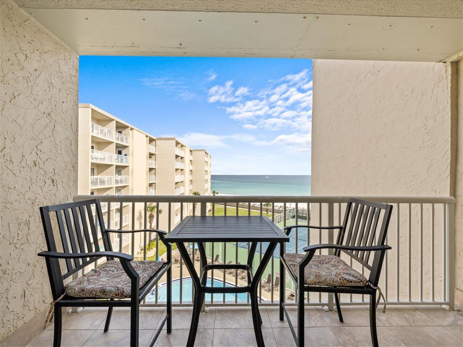 HSRC 510 Private Balcony