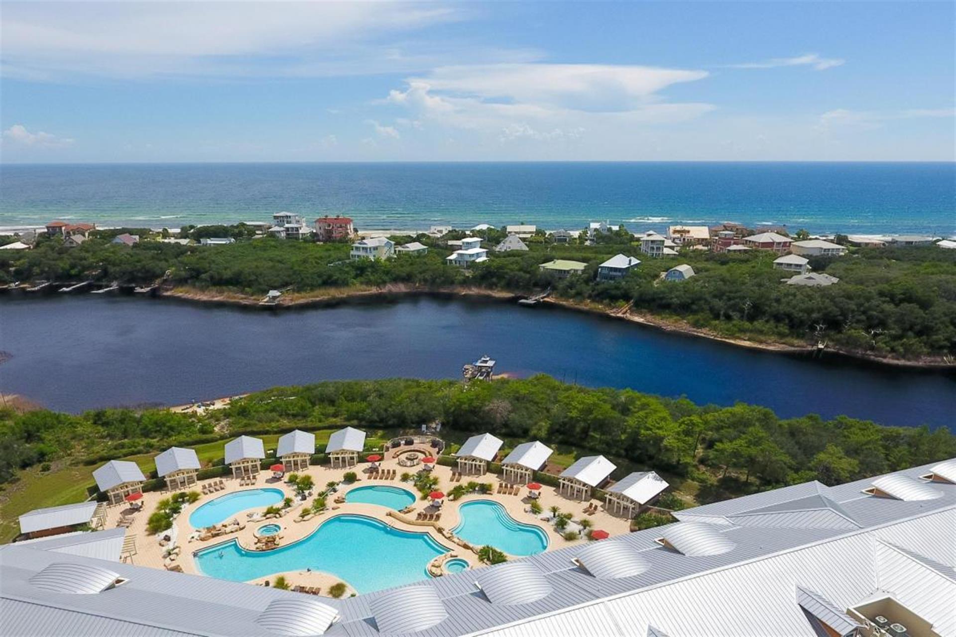 Complex Views from Pool to Gulf