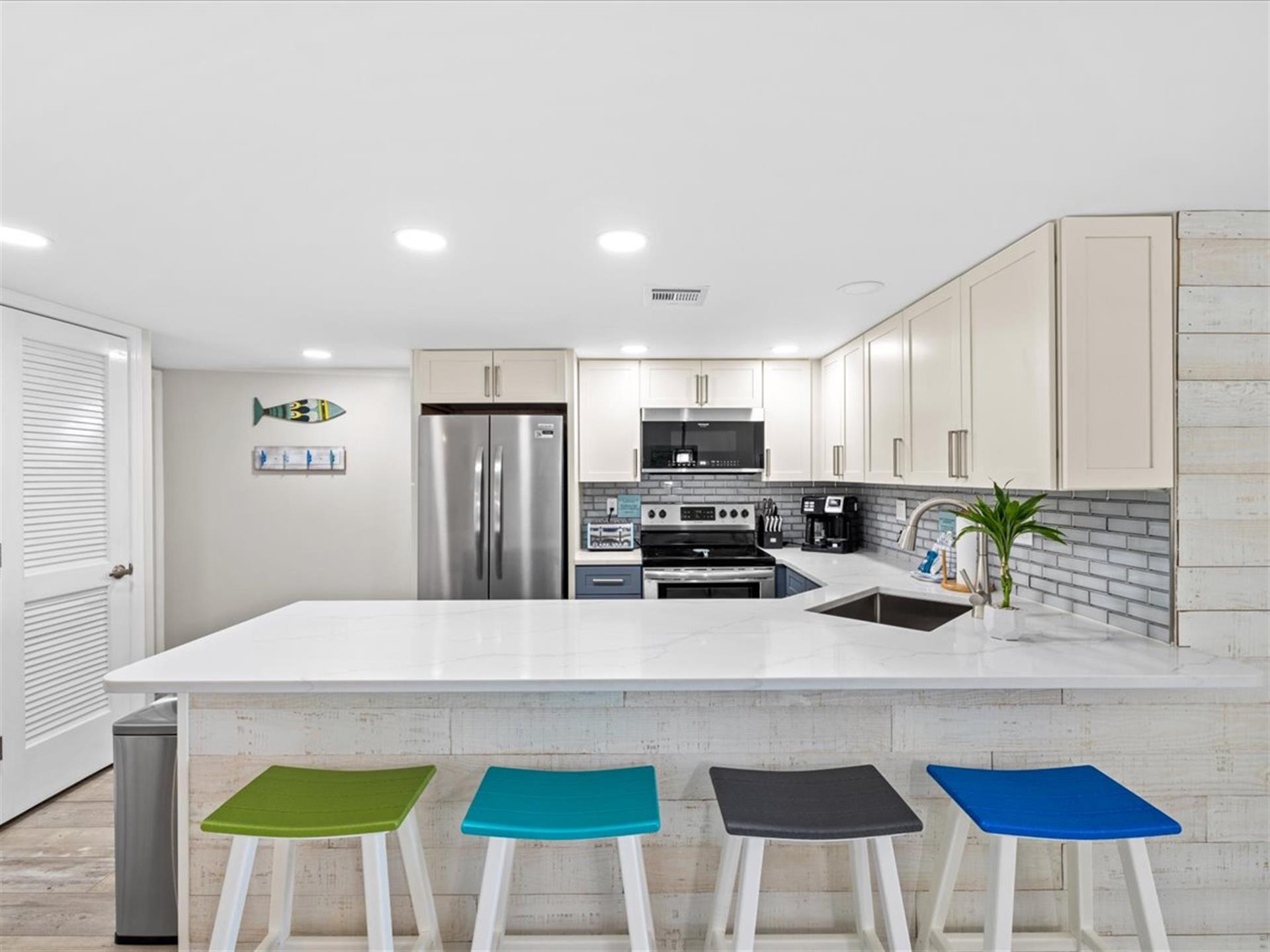 HSRC 501 Kitchen  Breakfast Bar