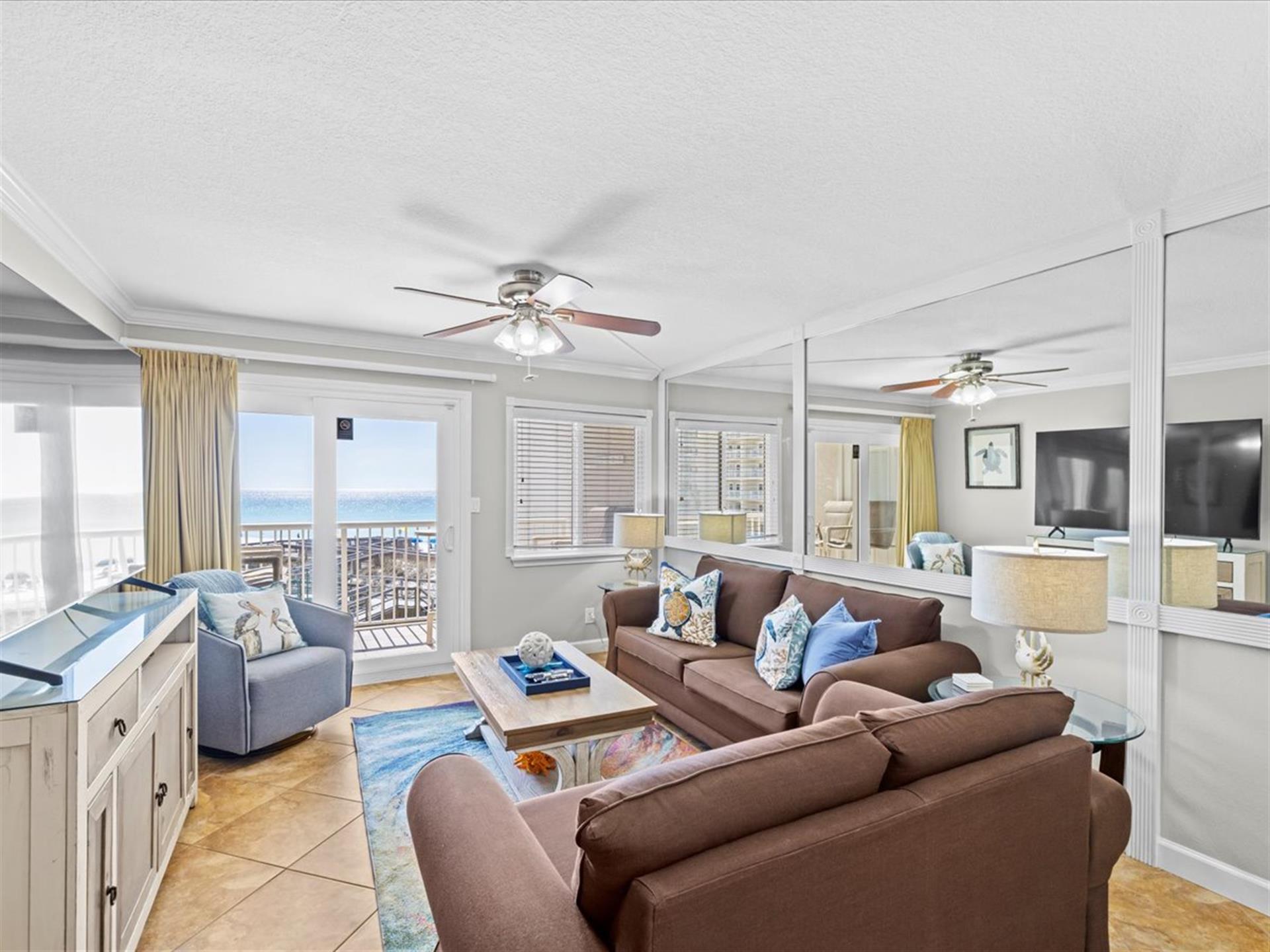 HSRC 304 Living Area With Gulf  View