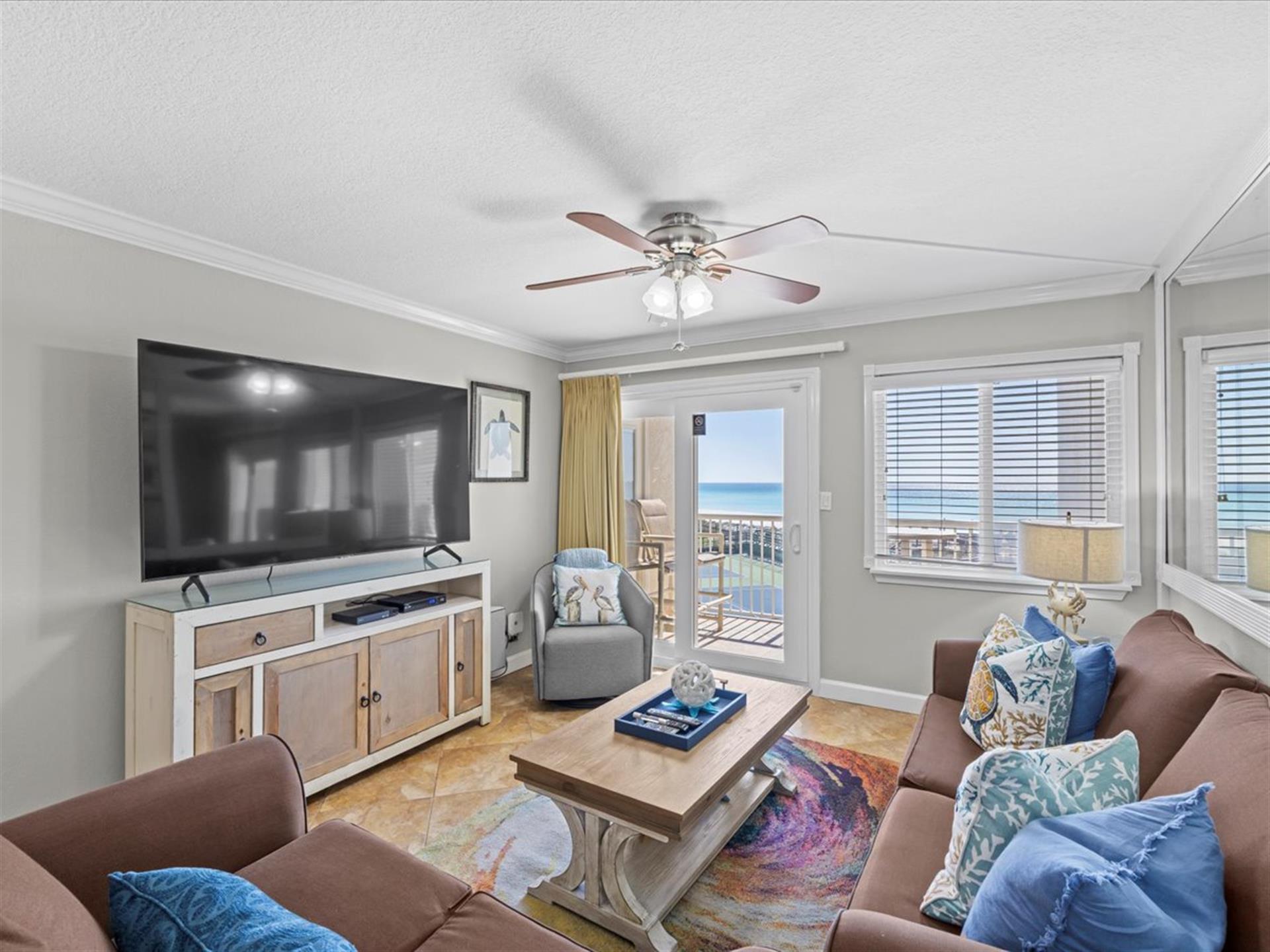 HSRC 304 Living Area With Gulf  View