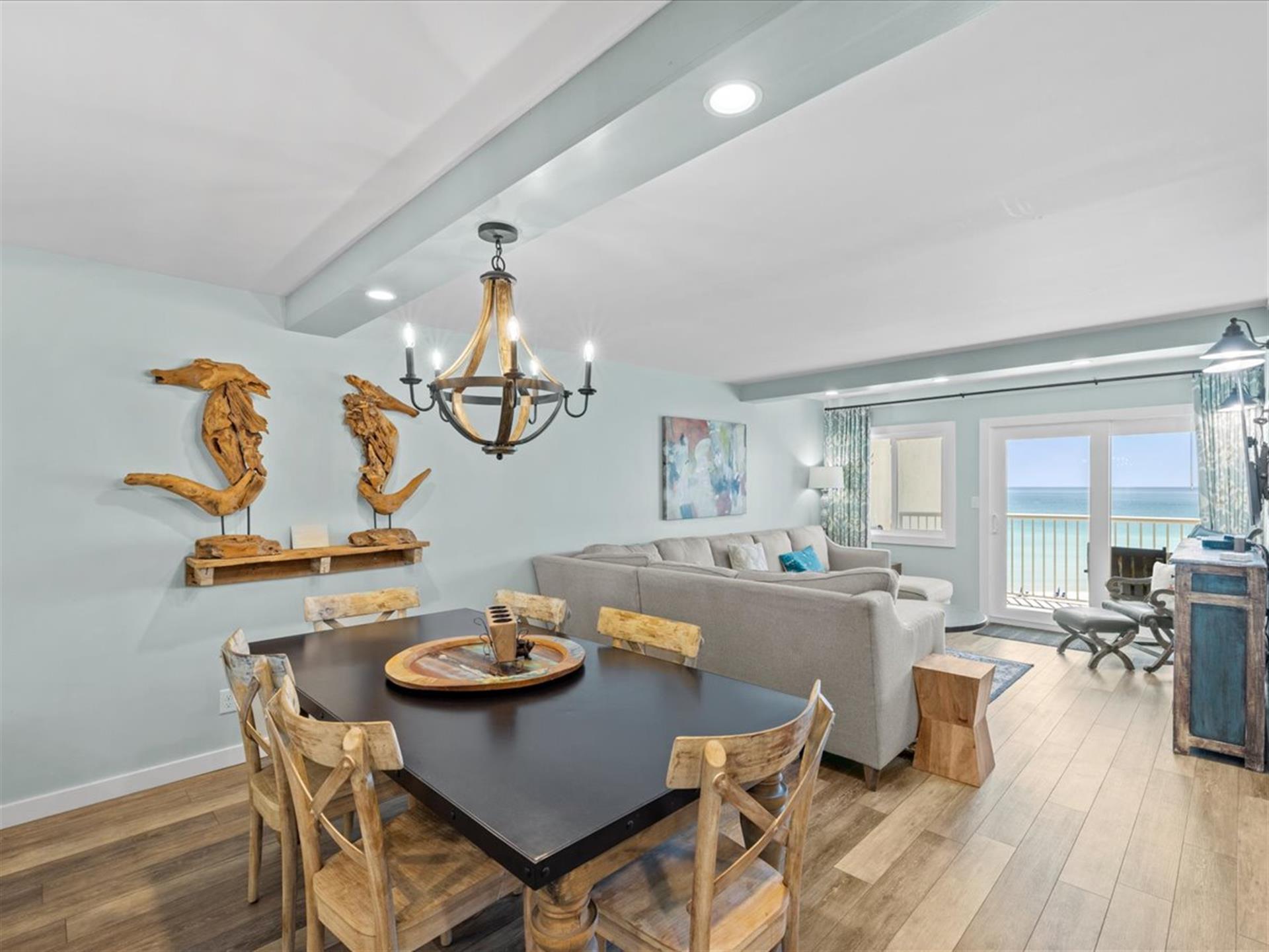 HSRC 618 DiningLiving Areas With Gulf View