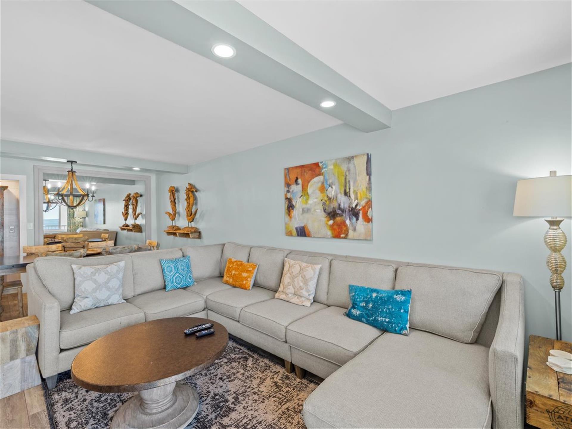 HSRC 618 Living Area