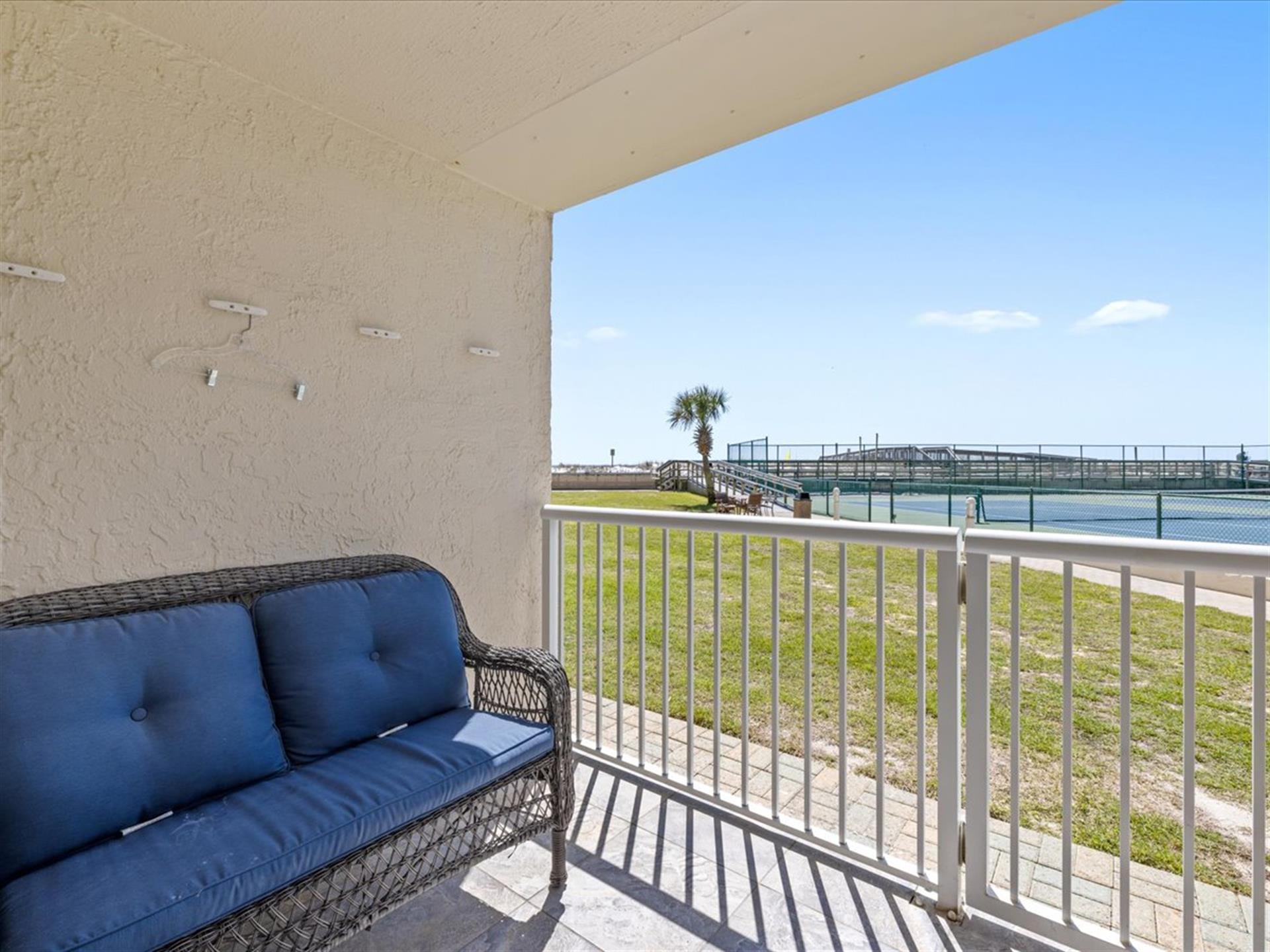 HSRC 117 Private WalkOut Patio With The Tennis Court View