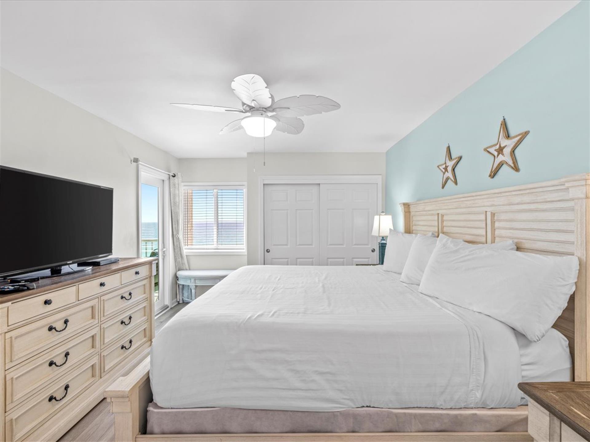 HSRC 718 Master Bedroom With King Bed And Gulf View