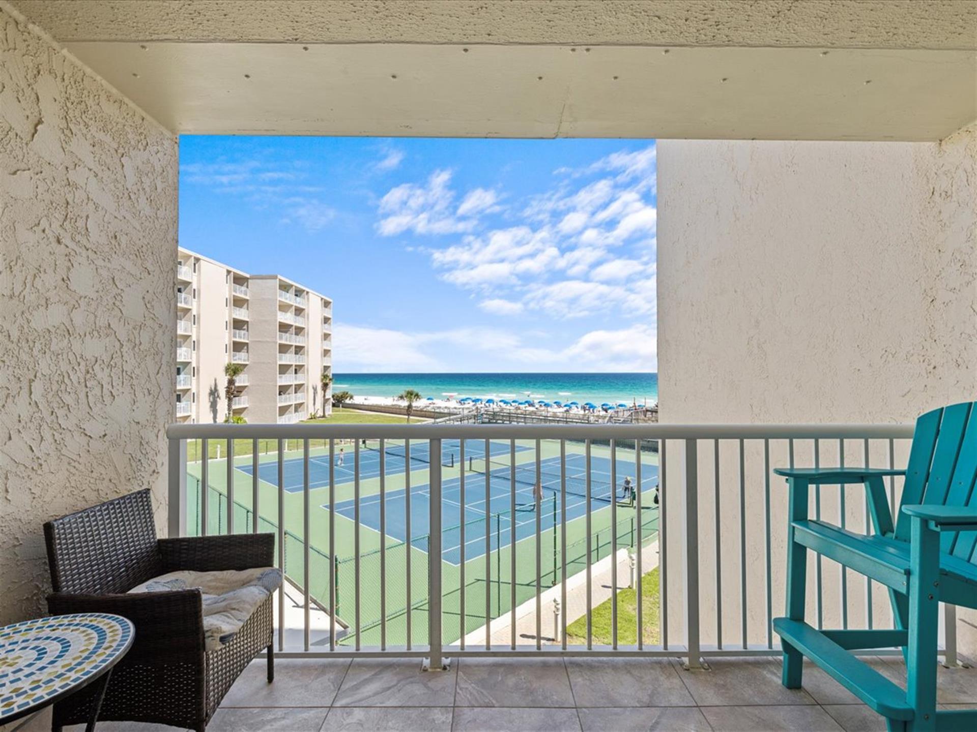 HSRC 307 Private Balcony With Gulf View