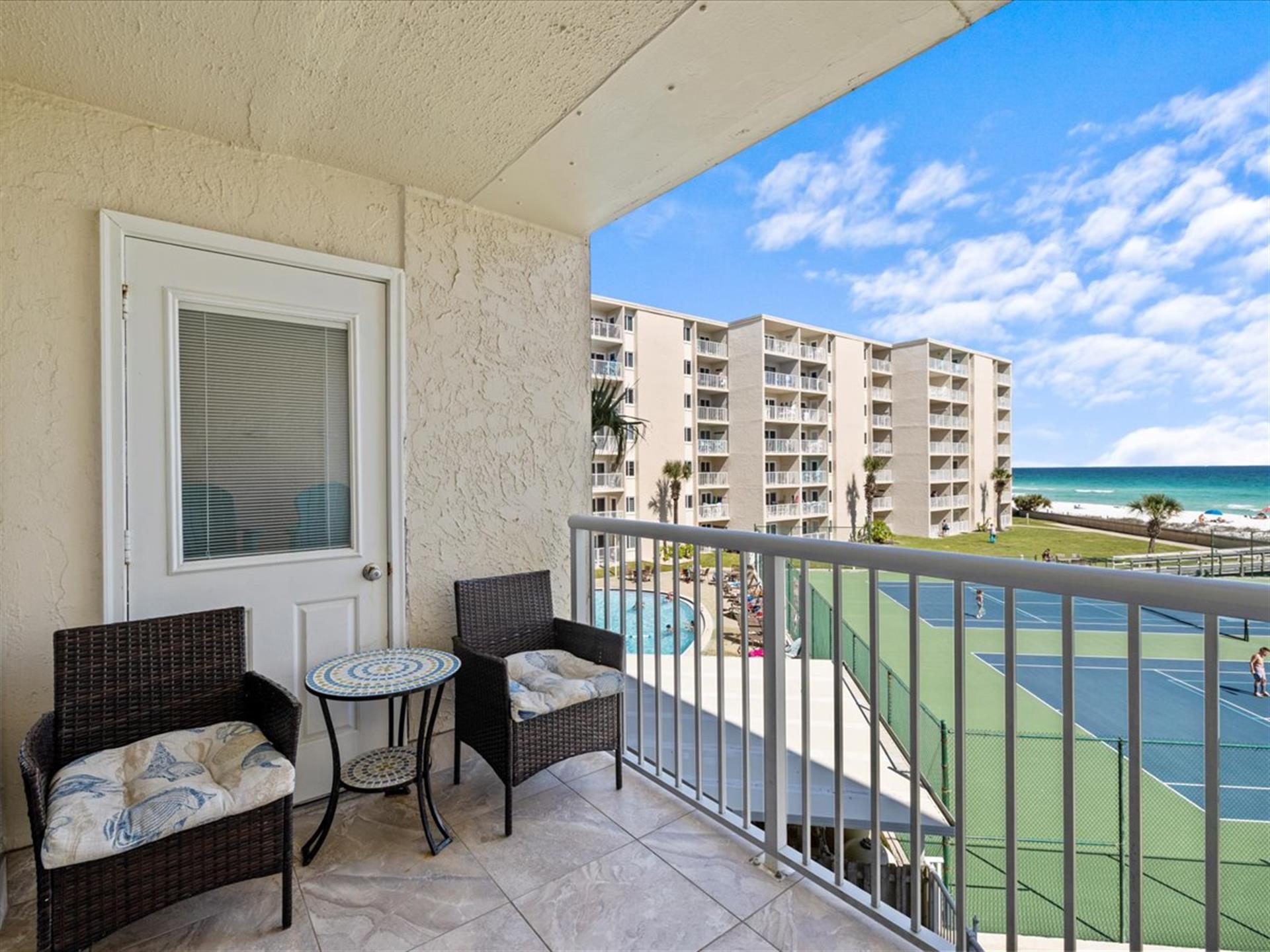 HSRC 307 Private Balcony