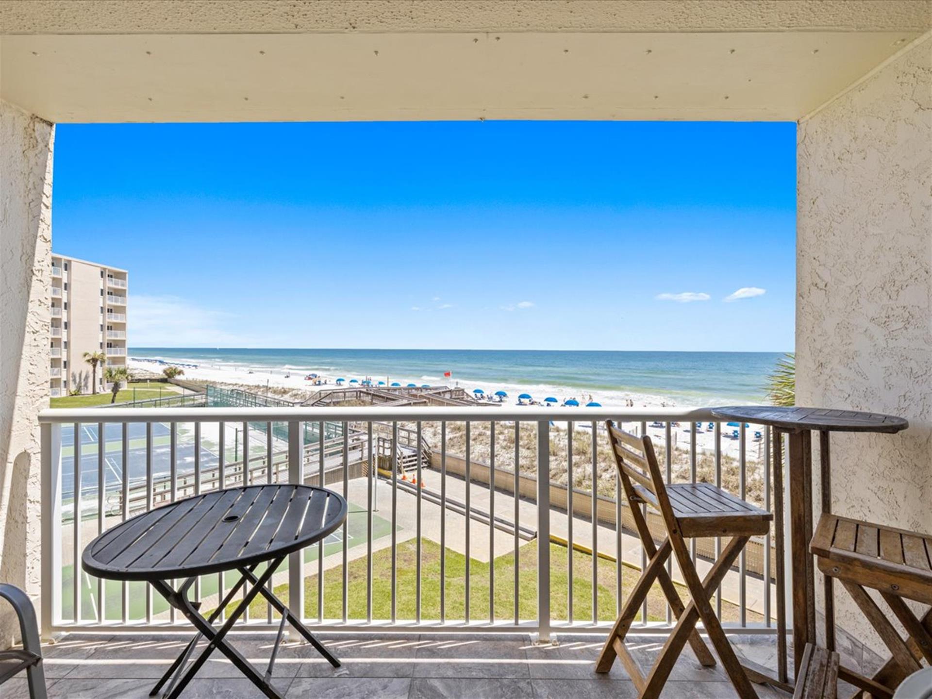 HSRC 302 Private Balcony