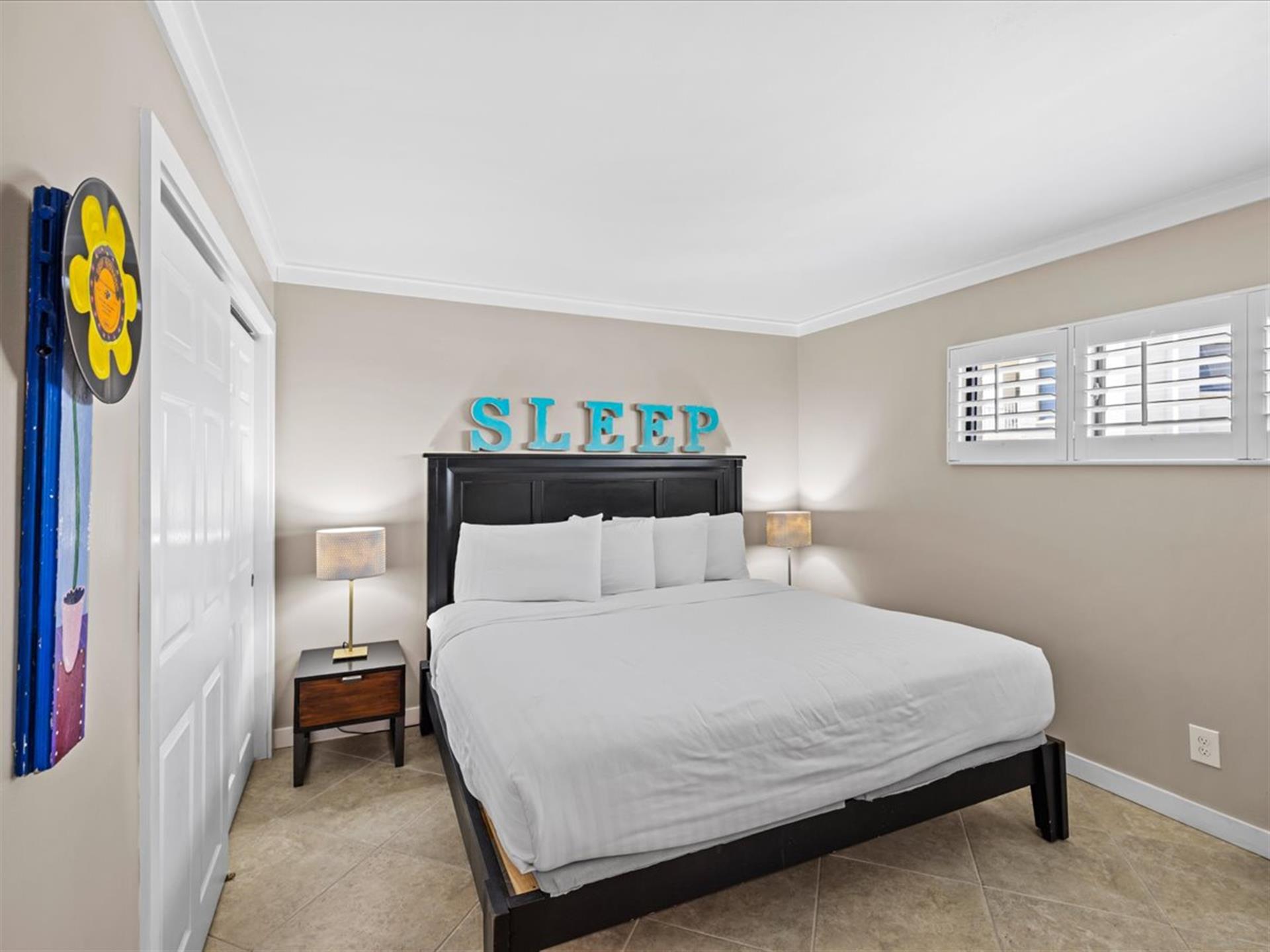 HSRC 301 Second Bedroom With King Bed