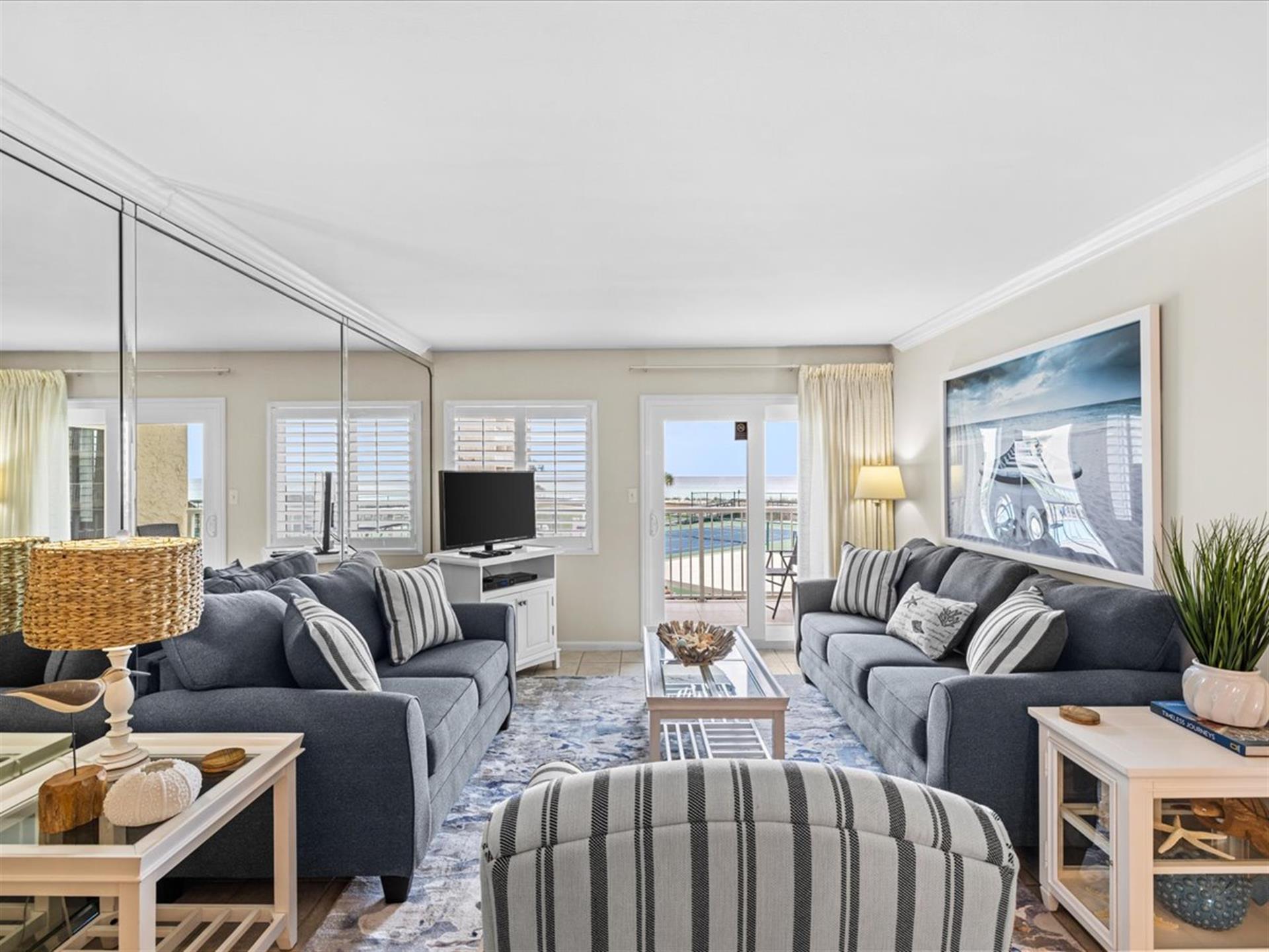 HSRC 208 Living Area With Balcony View