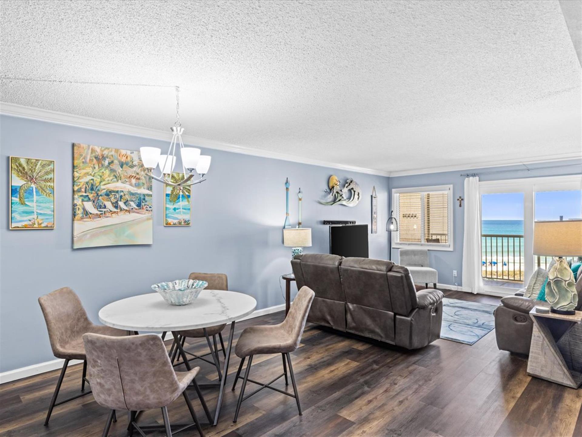 HSRC 515 DiningLiving Areas With Gulf View