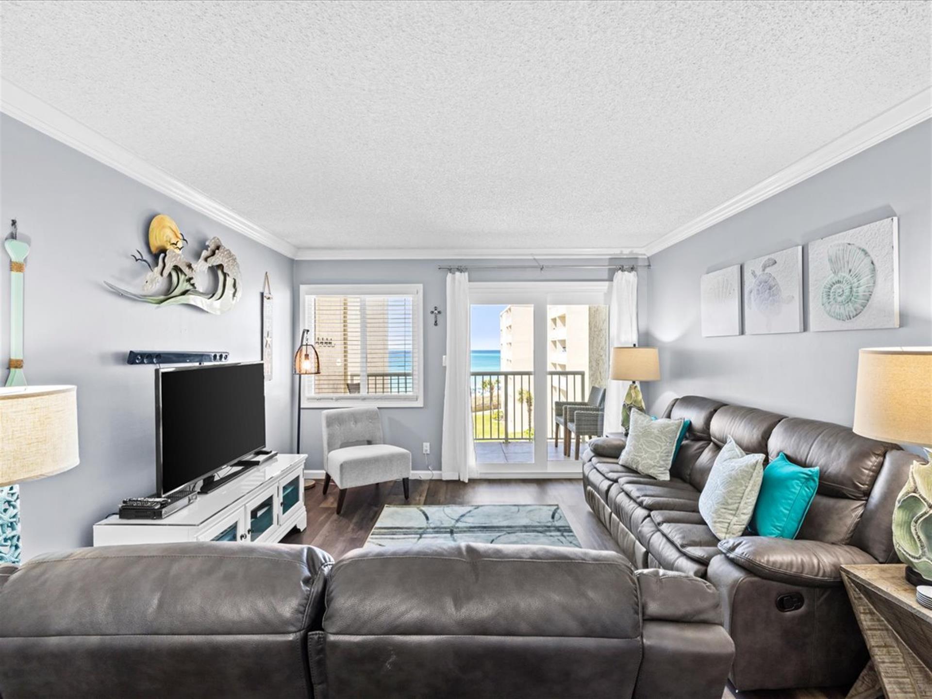 HSRC 515 Living Area With Gulf View