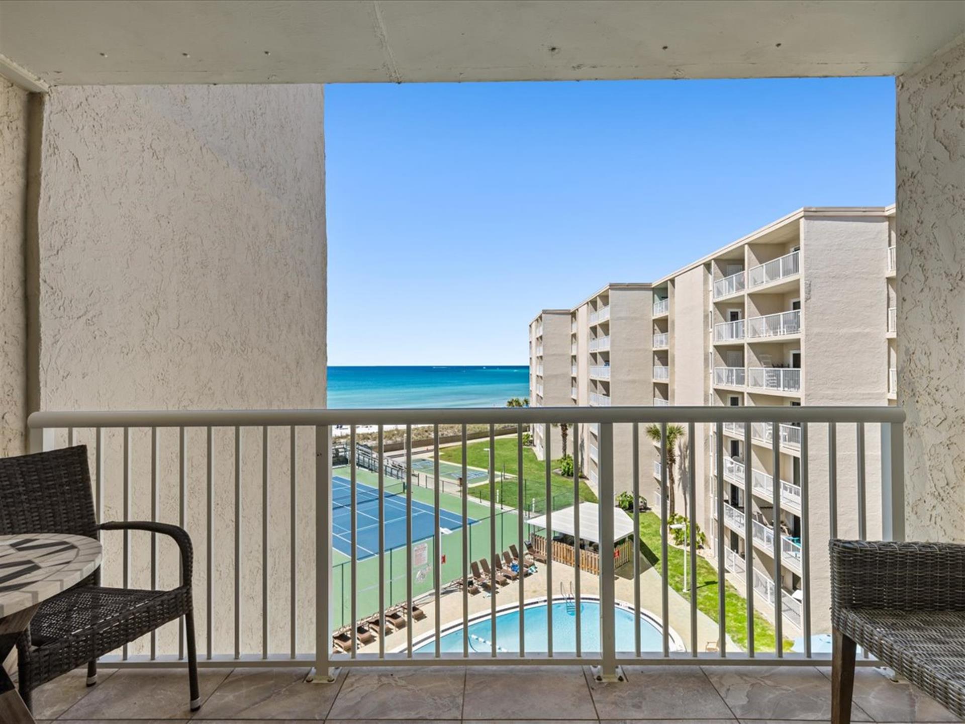 HSRC 515 Private Balcony