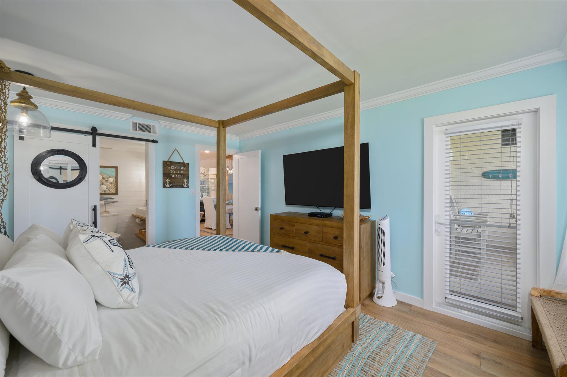 HSRC 202 Master Bedroom With King Bed