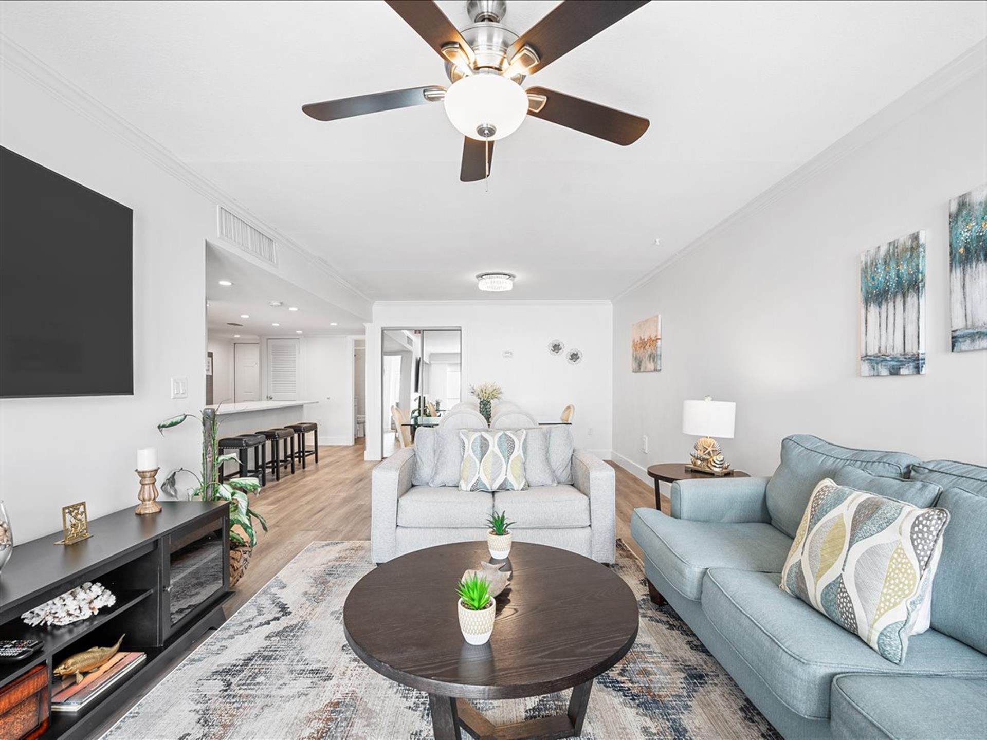 HSRC 524 Living Area