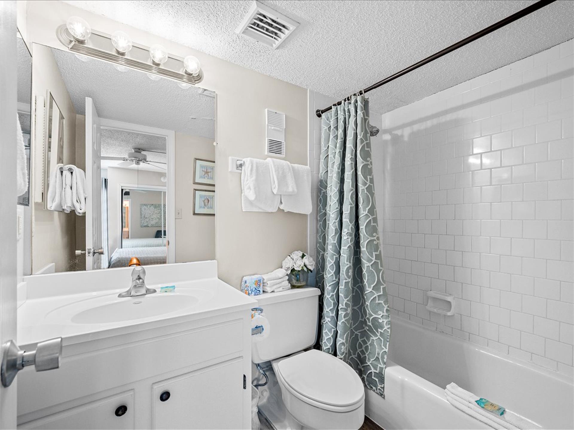 HSRC 314 Master Bathroom