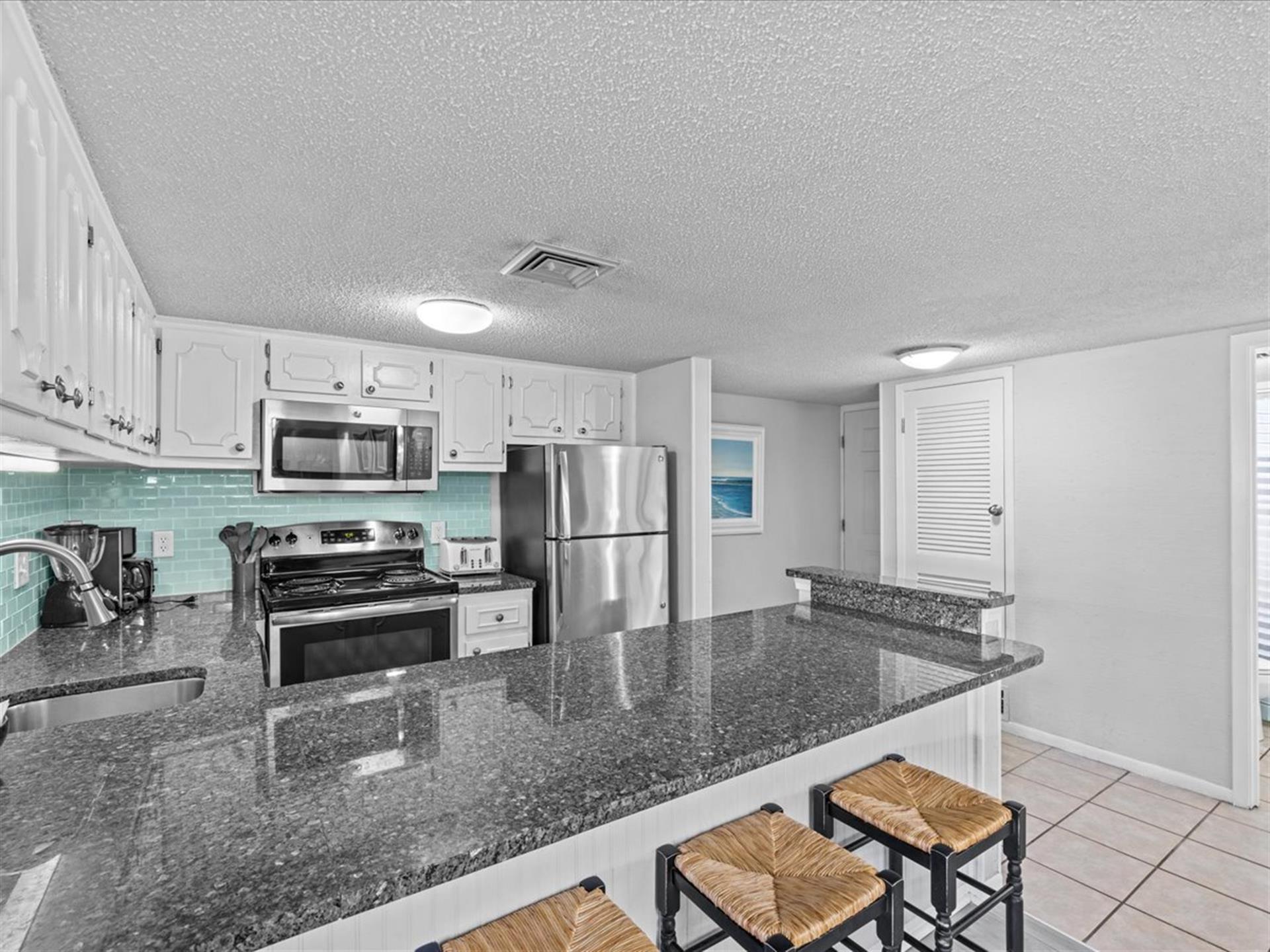 HSRC 2A Breakfast Bar Kitchen