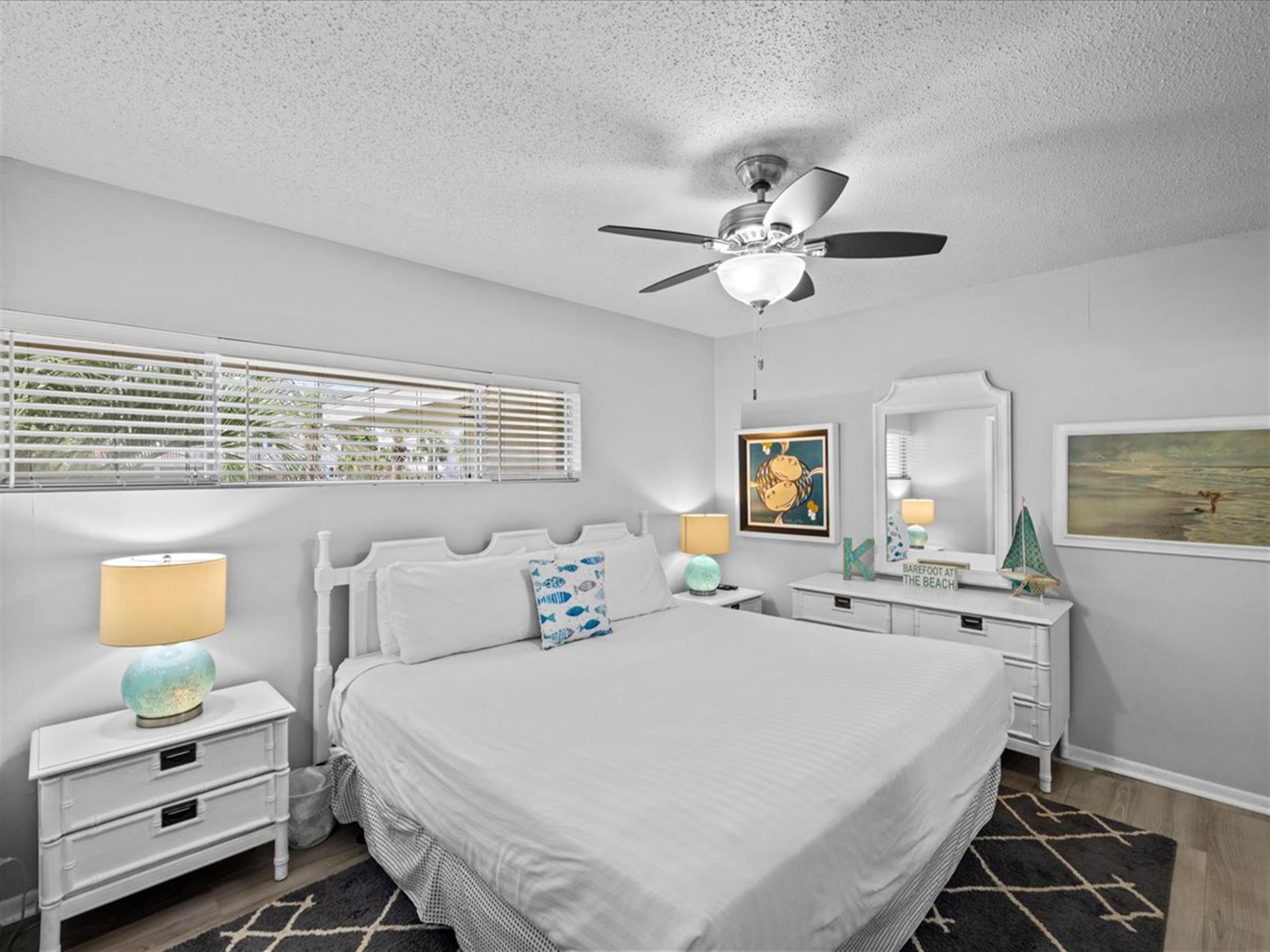 HSRC 2A Second Bedroom With King Bed