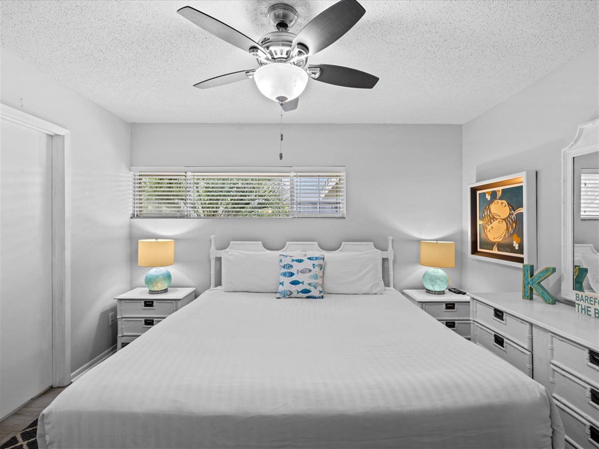 HSRC 2A Second Bedroom With King Bed