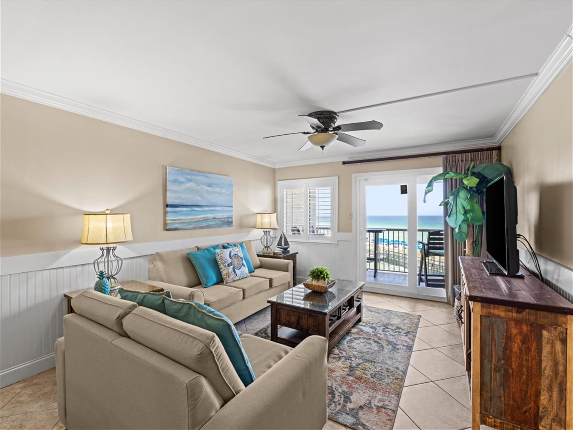 HSRC 405 Living Area With Gulf View