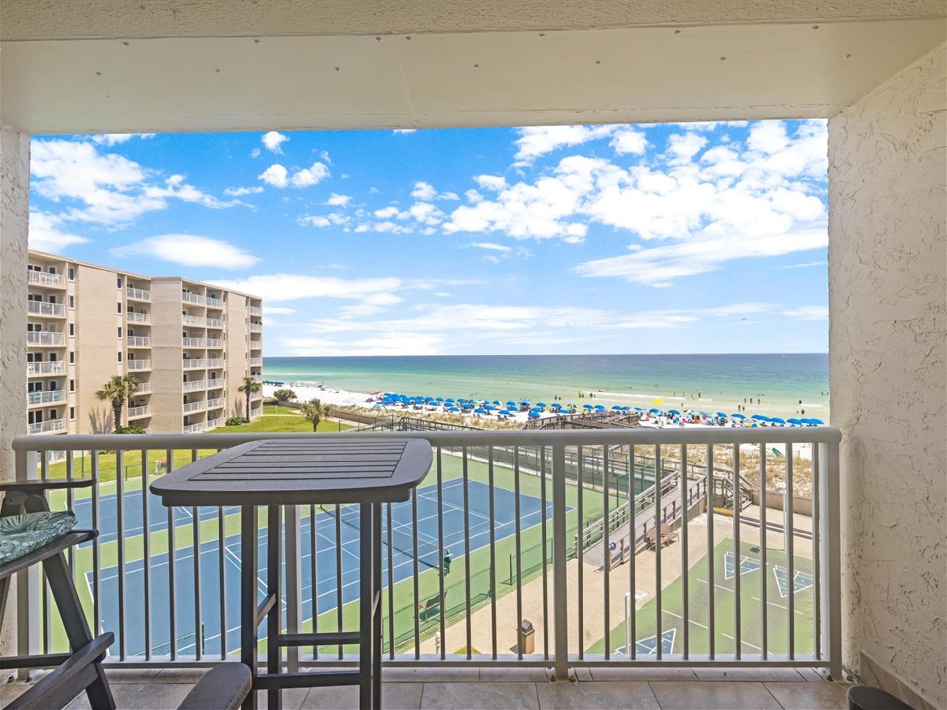 HSRC 405 Private Balcony With Gulf View