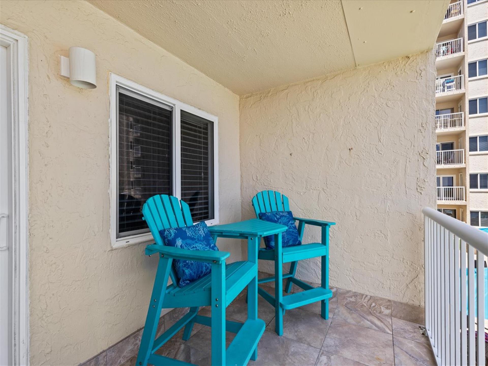 HSRC 209 Private Balcony