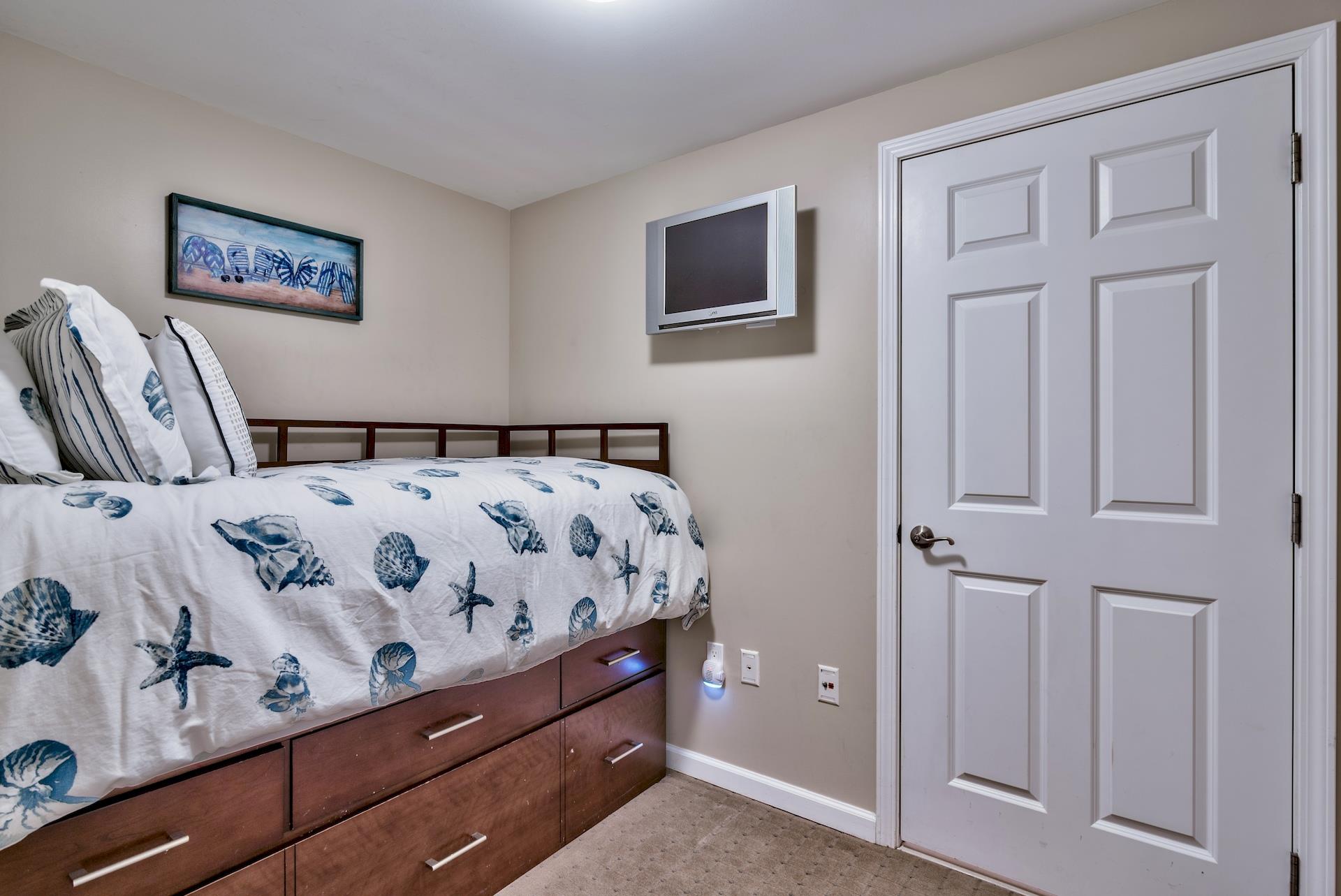 Second Bedroom with trundle bed