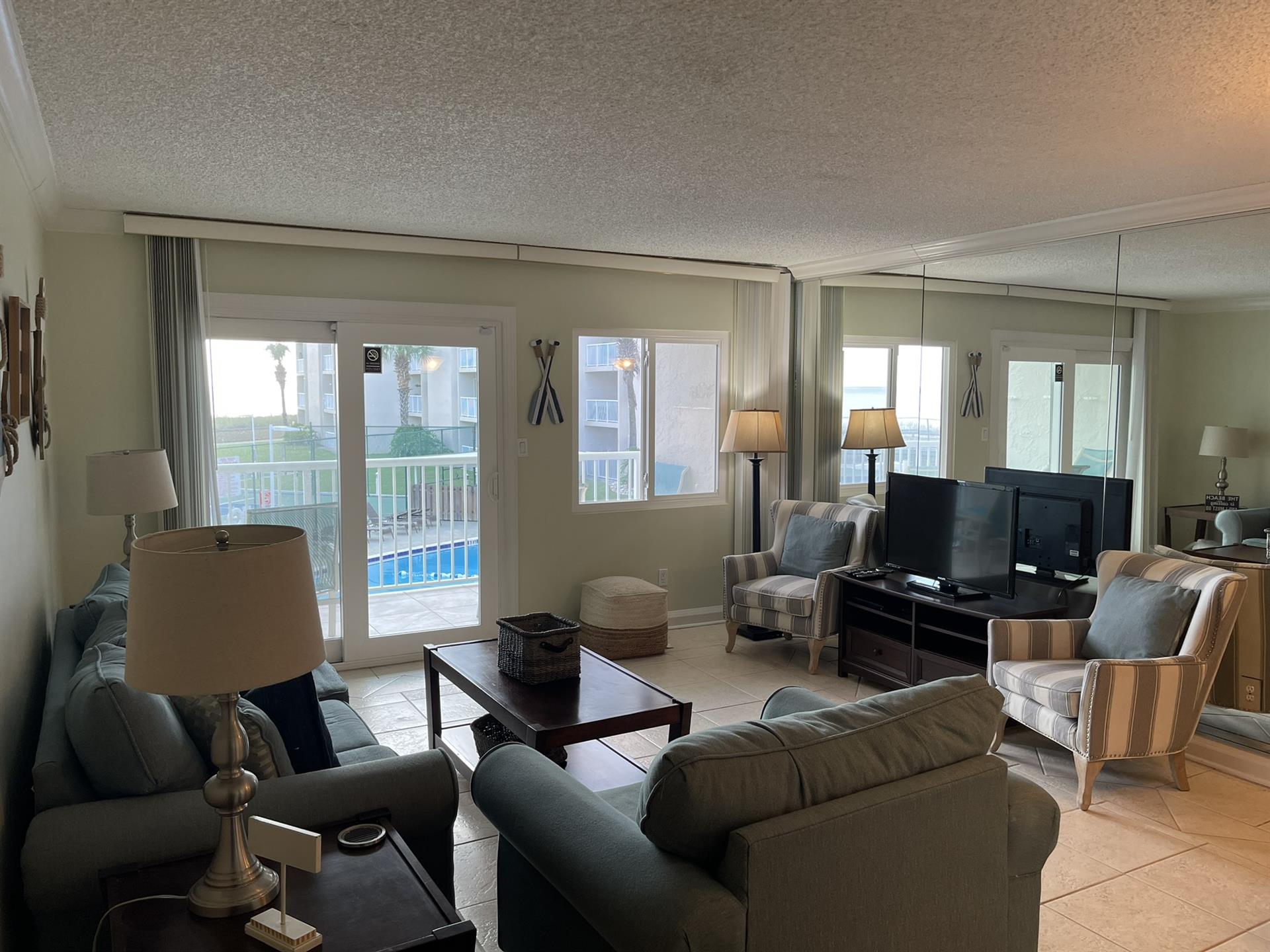 HSRC 214 Living Area