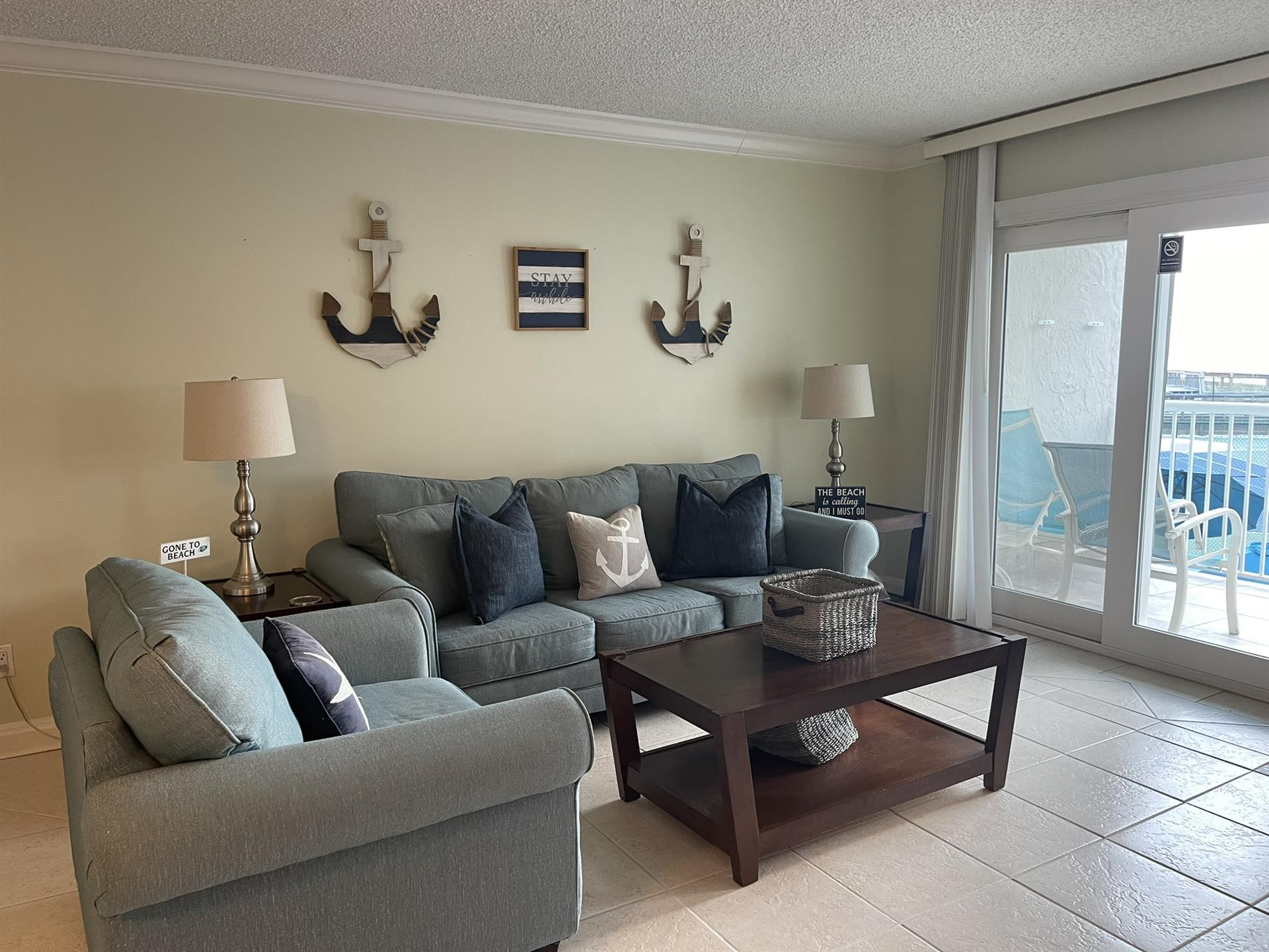 HSRC 214 Living Area