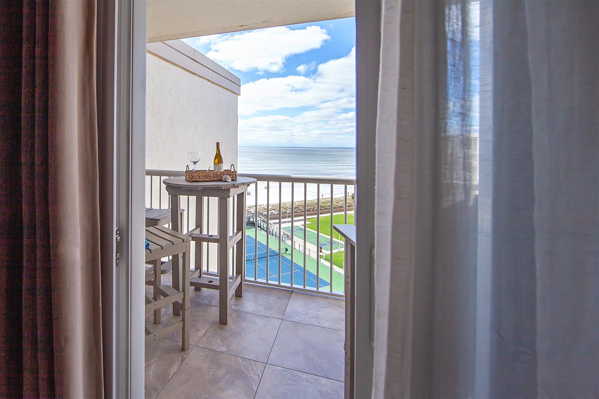 HSRC 715 Private Balcony With Gulf View