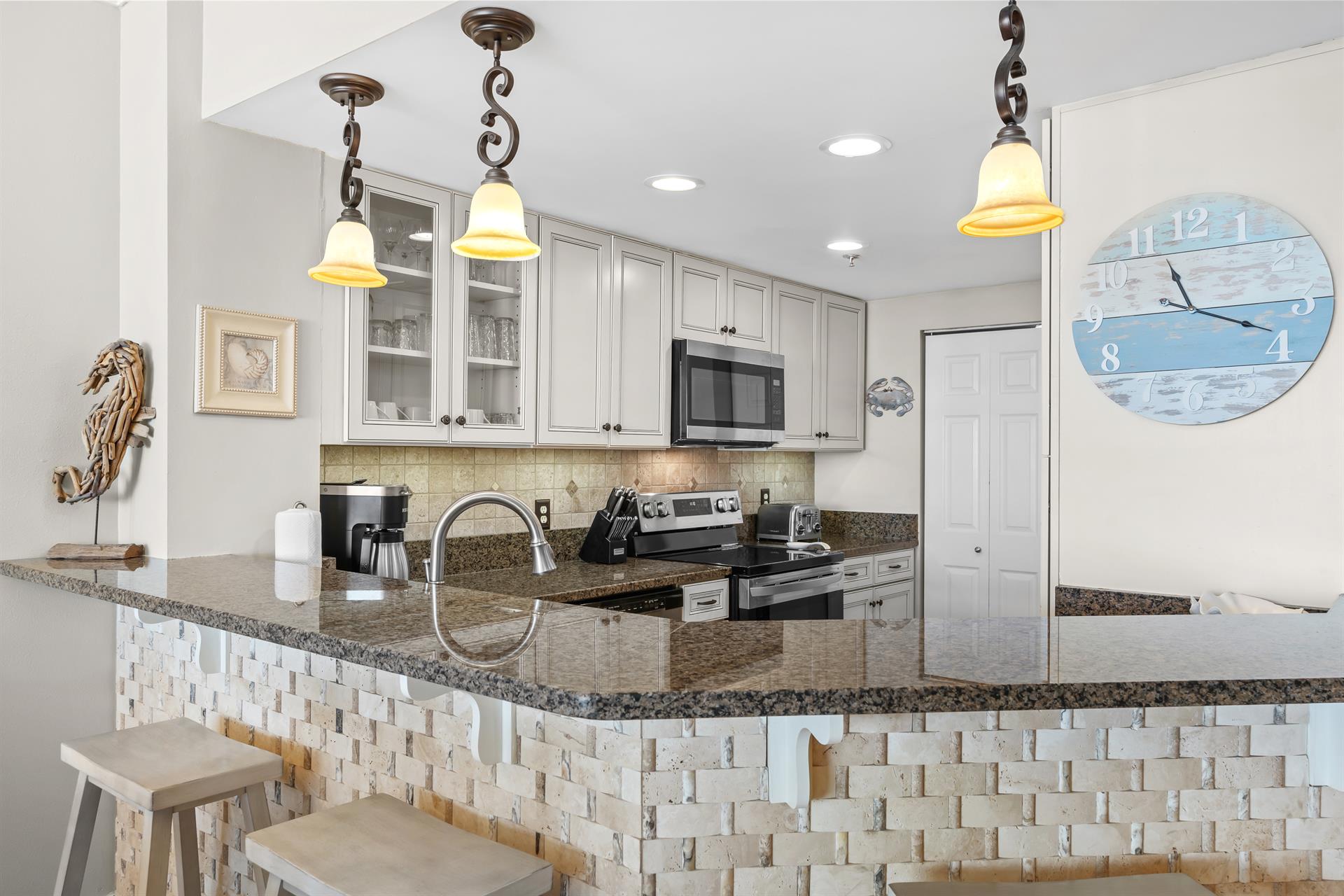 Kithen with Bar Seating