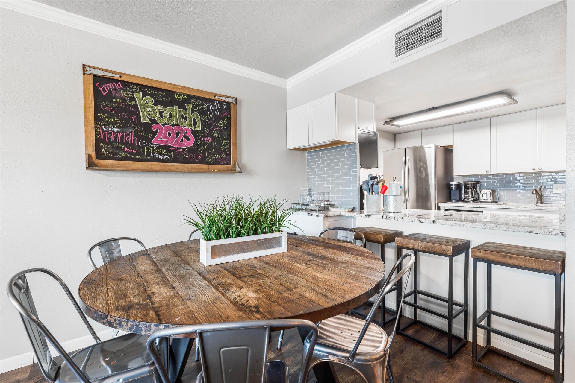 HSRC 114 Dining Area