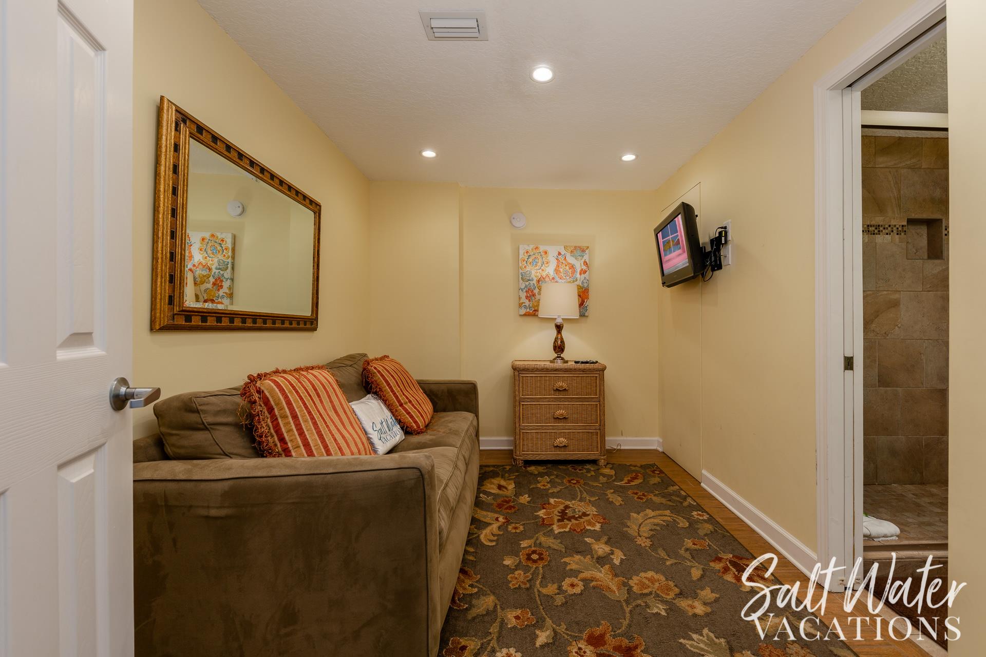 Media AlcoveDen View 1