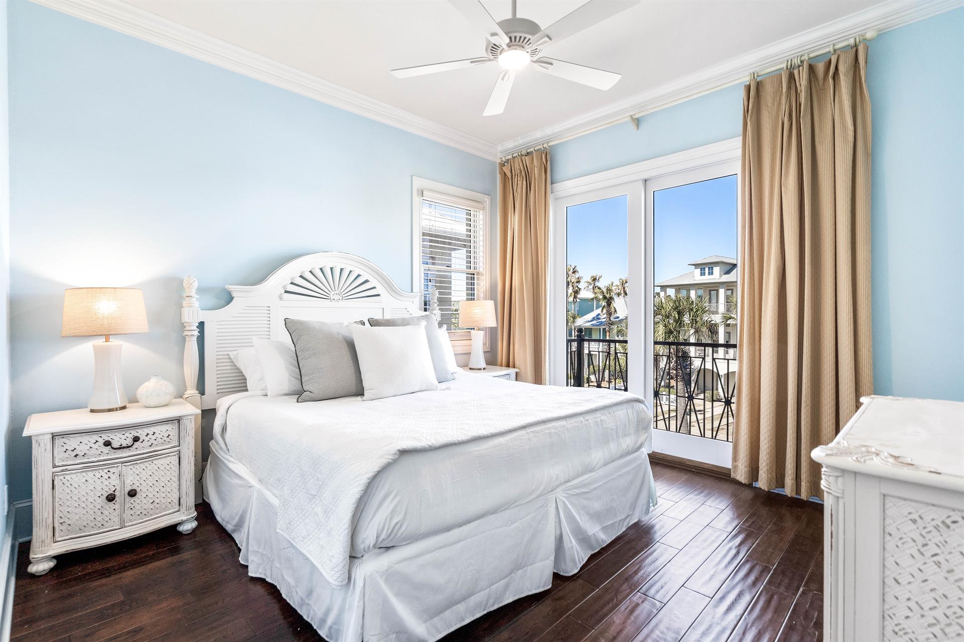 Third floor bedroom with king bed, ensuite bathroom, 42 smart tv and views of the Frangista Beach community.