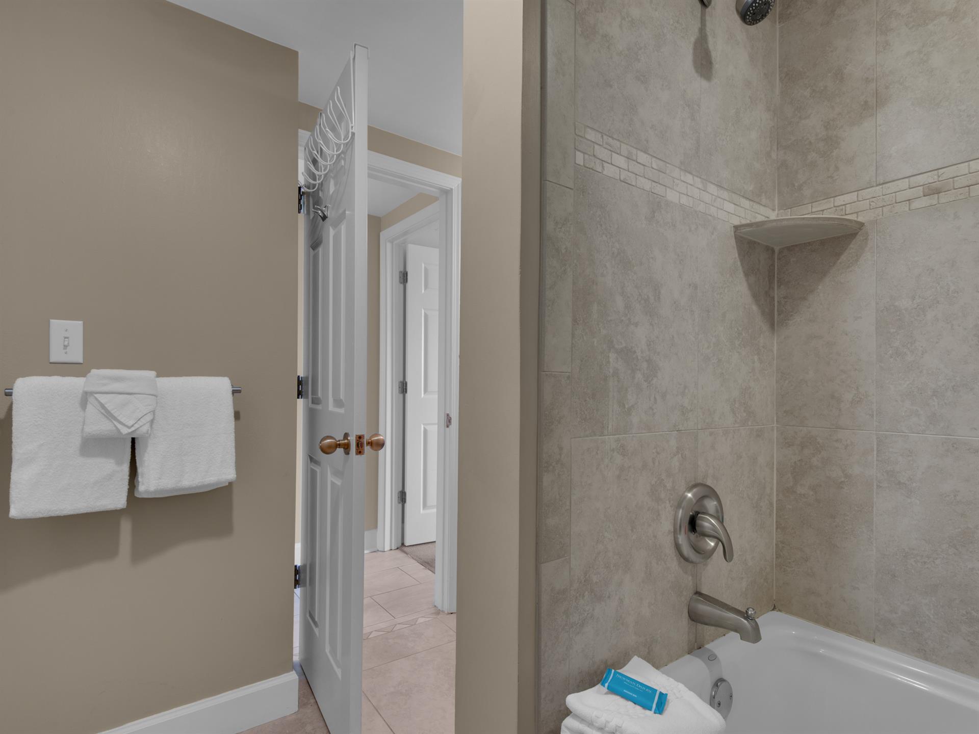 Guest Bathroom 1 with ShowerTub Combination