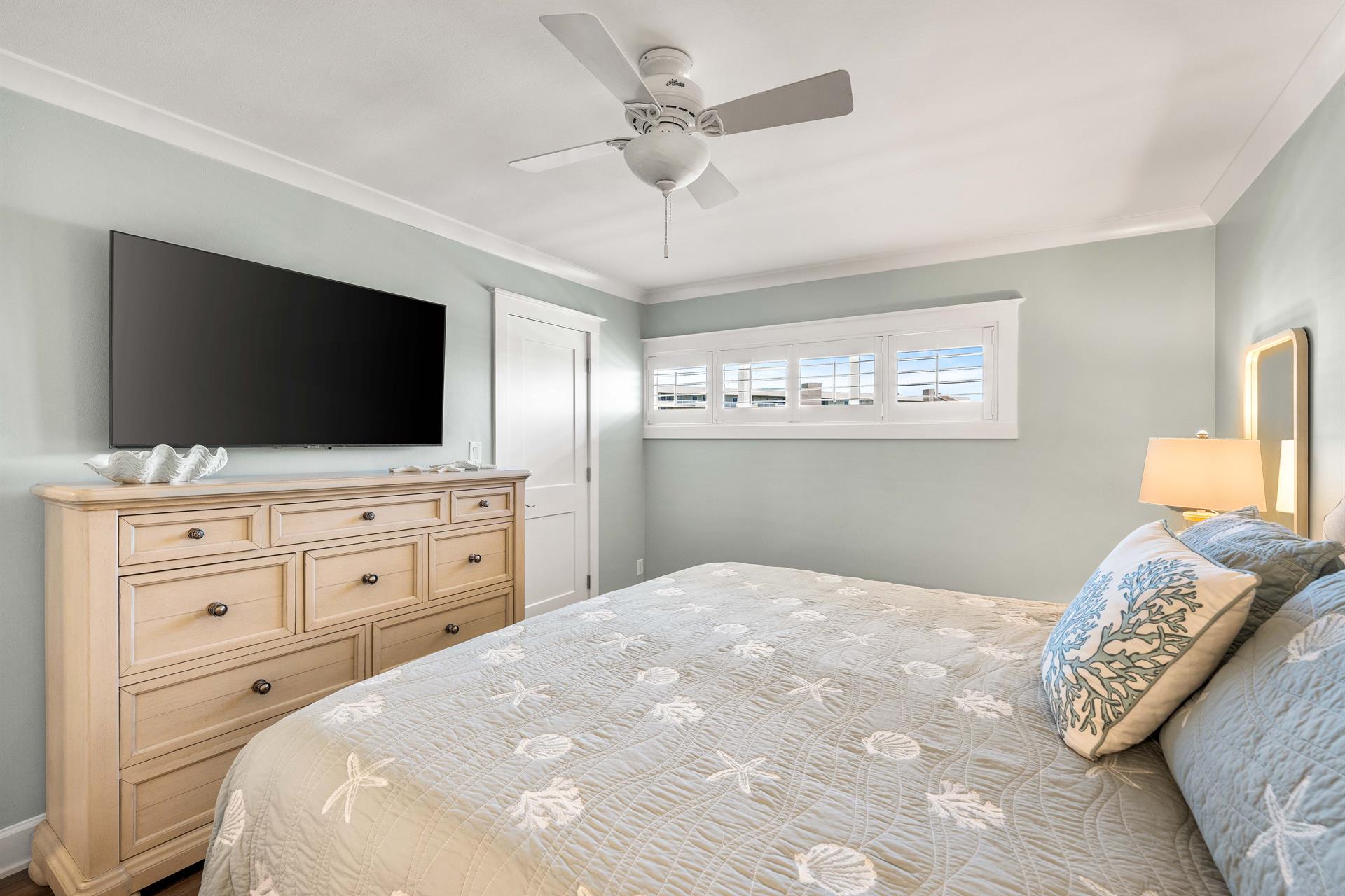 Bedroom with King Bed