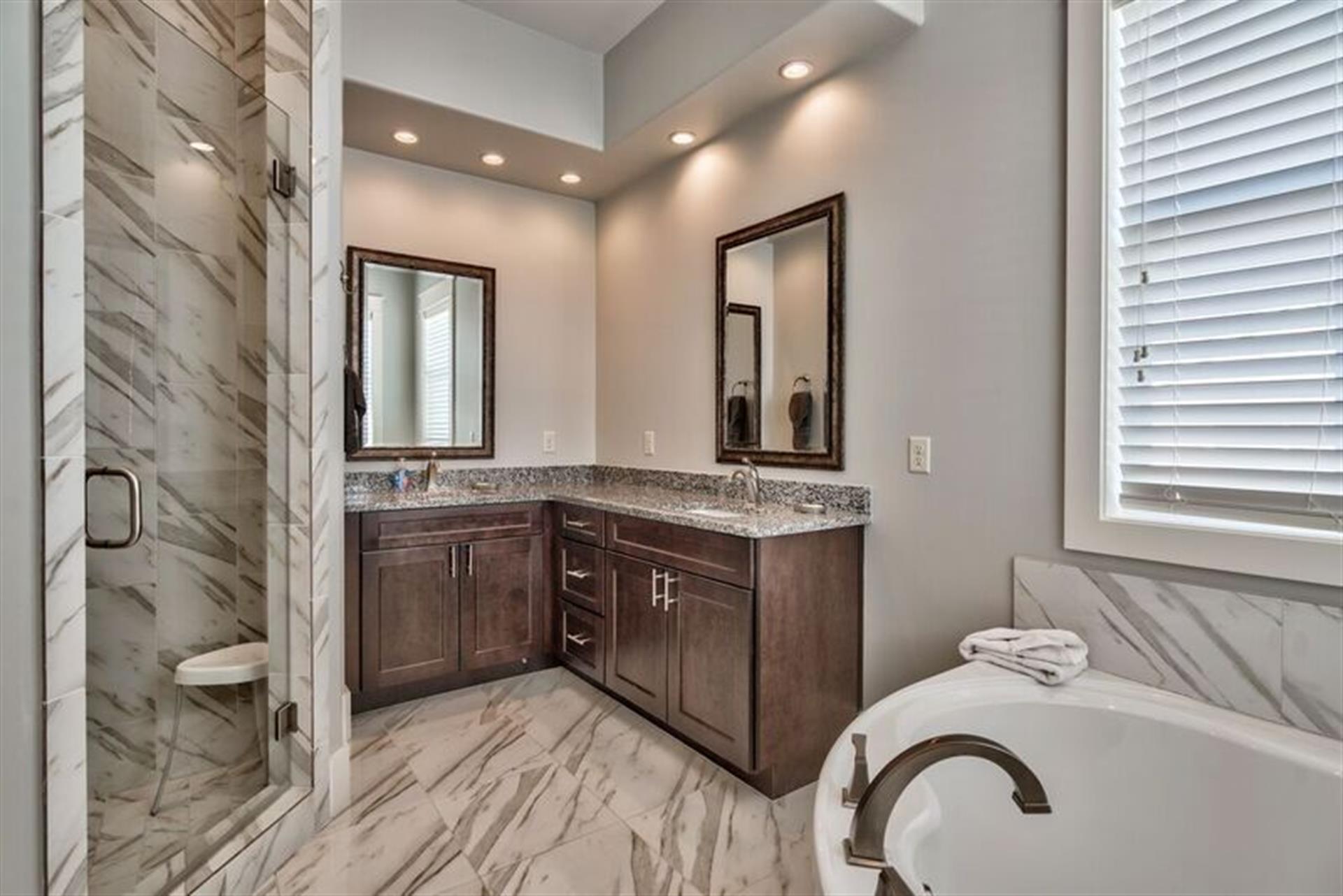 3rd Floor Master King Suite Private Bathroom