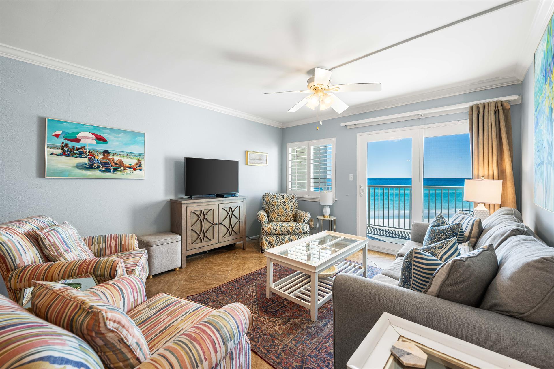 Relaxing Living Area