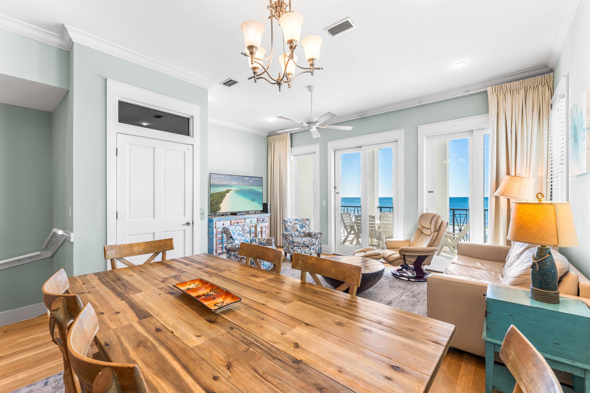 Dining with a VIEW Seating for 12 in the Dining AreaKitchen  seating for 6 on the covered balcony