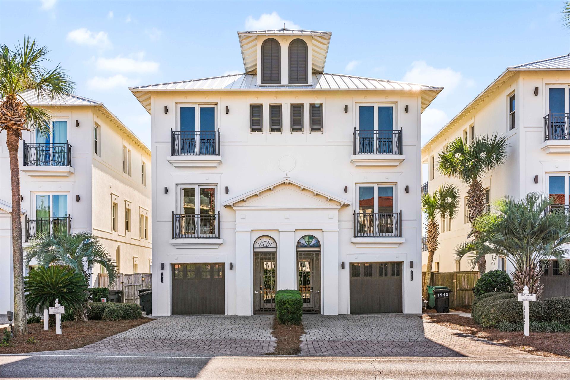 Frangista Beach Townhomes