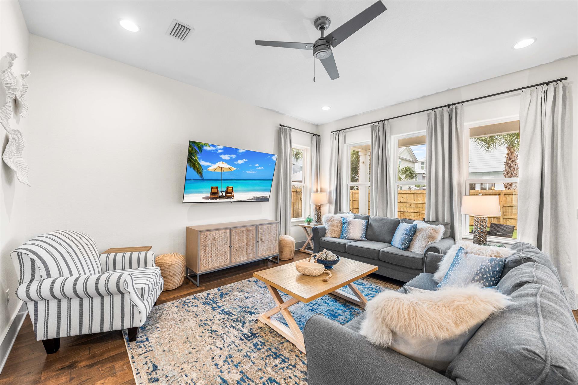 75 Smart tv and plenty of seating for a movie or game night