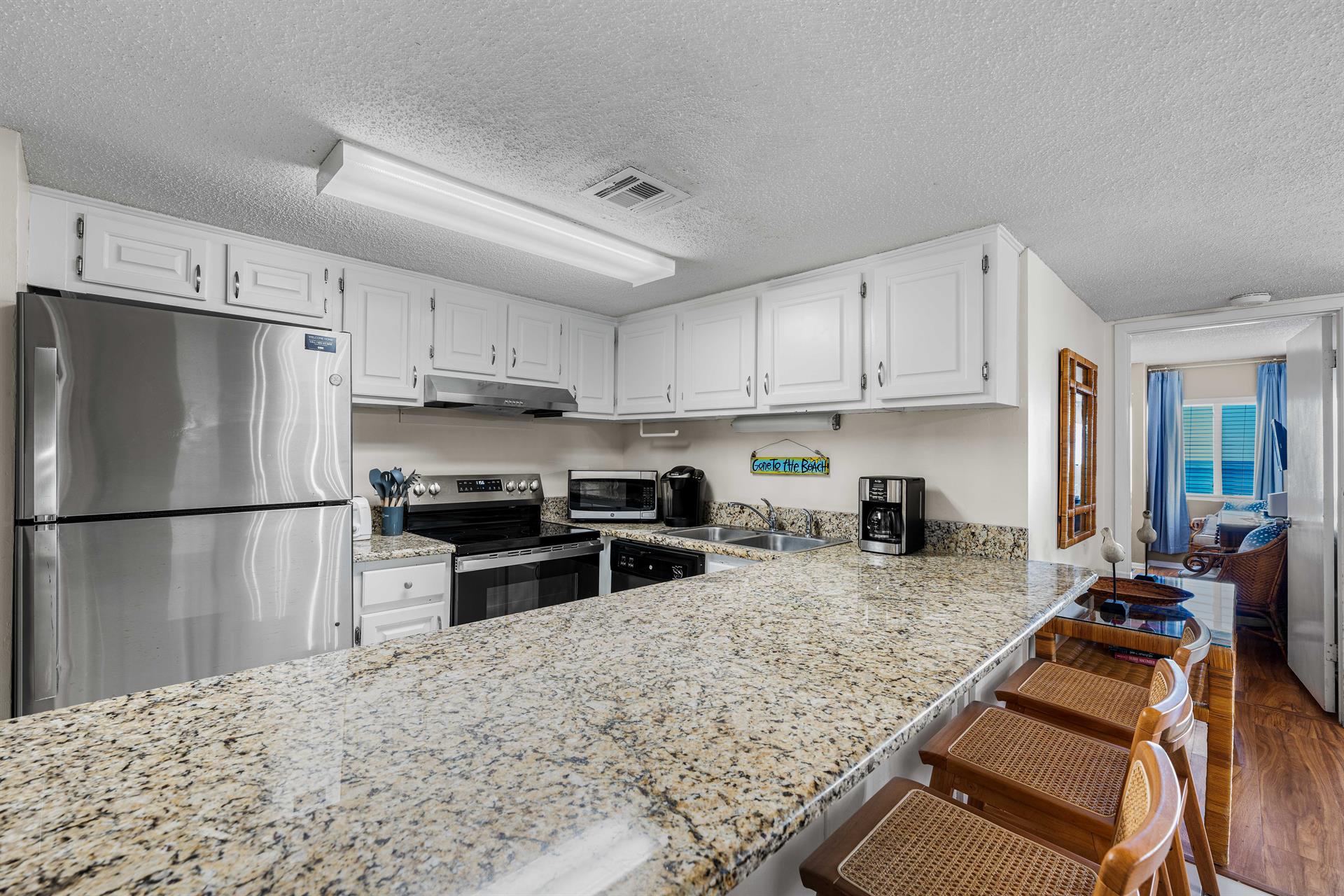 Kitchen  Breakfast Bar